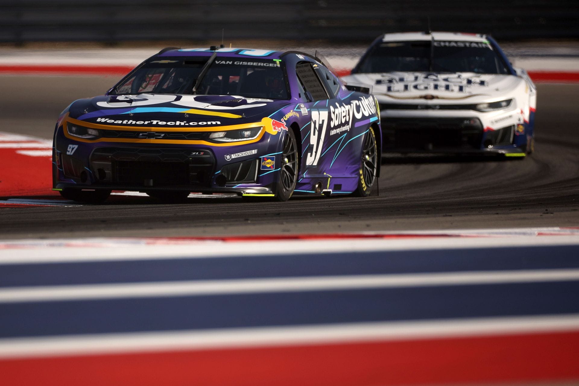 “Feels pretty sh*t, but everyone looks sh*t”: Shane van Gisbergen delivers perplexed radio message at COTA