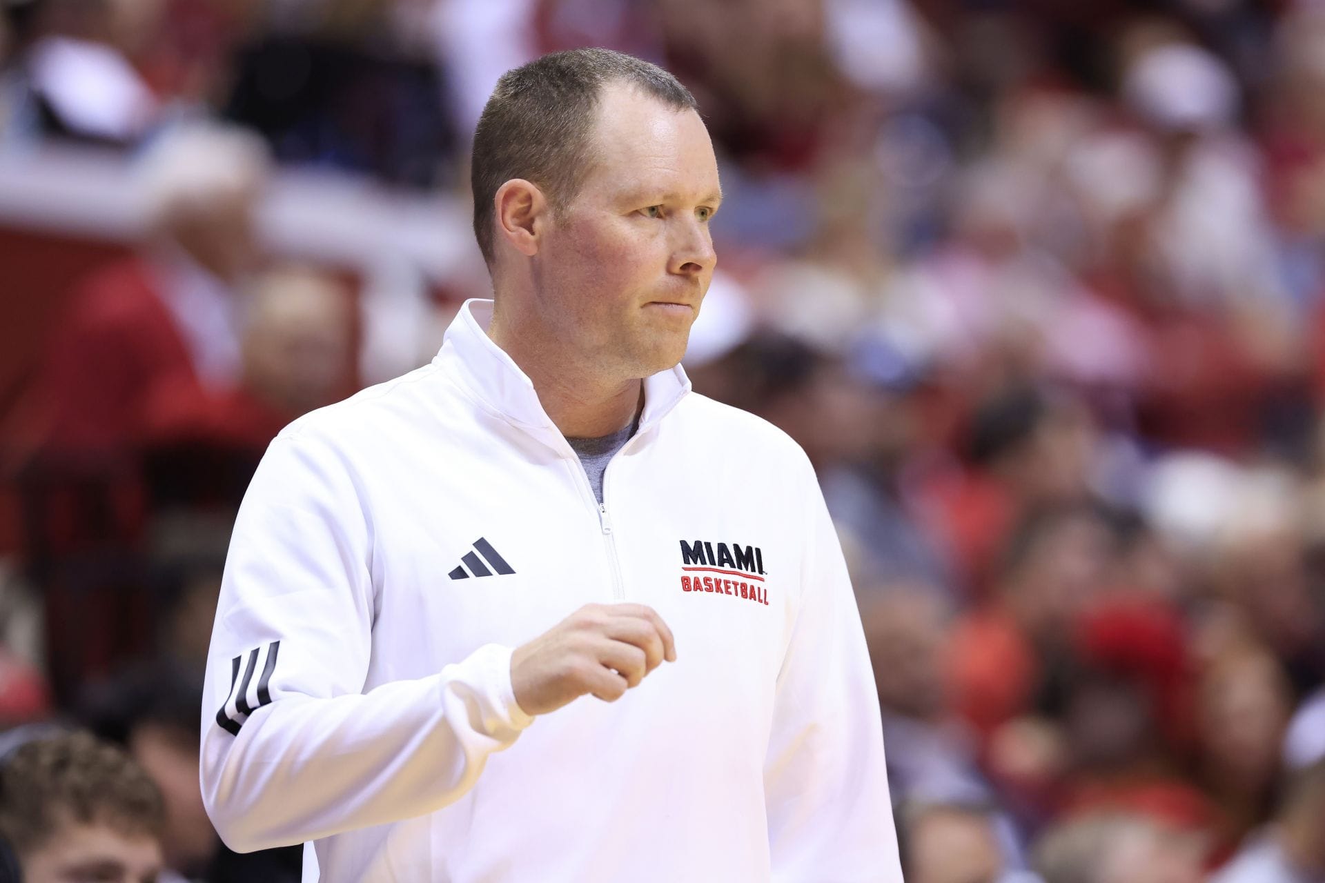 Miami (OH) HC Travis Steele makes crying plea to $275,000,000 NFL star ...