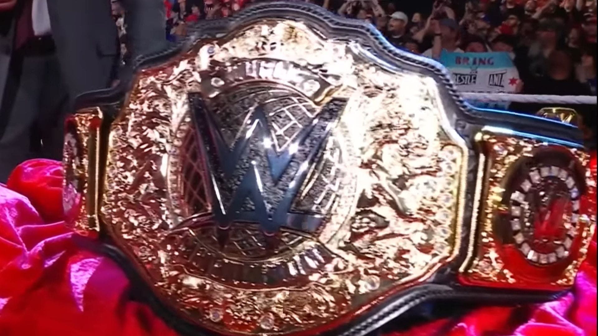 Former World Heavyweight Champion returning to WWE; will be at WrestleMania 42 - REPORTS