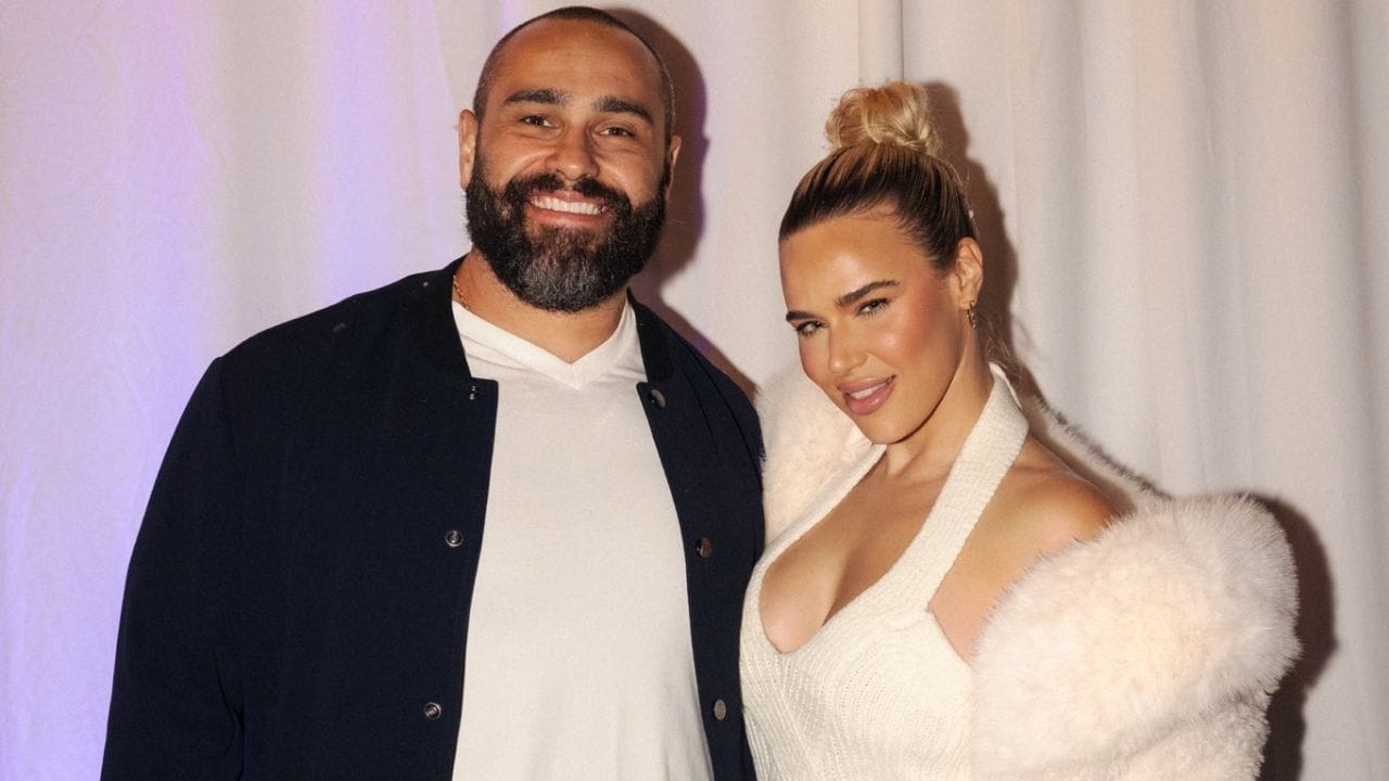 "You came to my hotel room & surprised me that night" - When WWE icon revealed his fling with Lana in front of Rusev