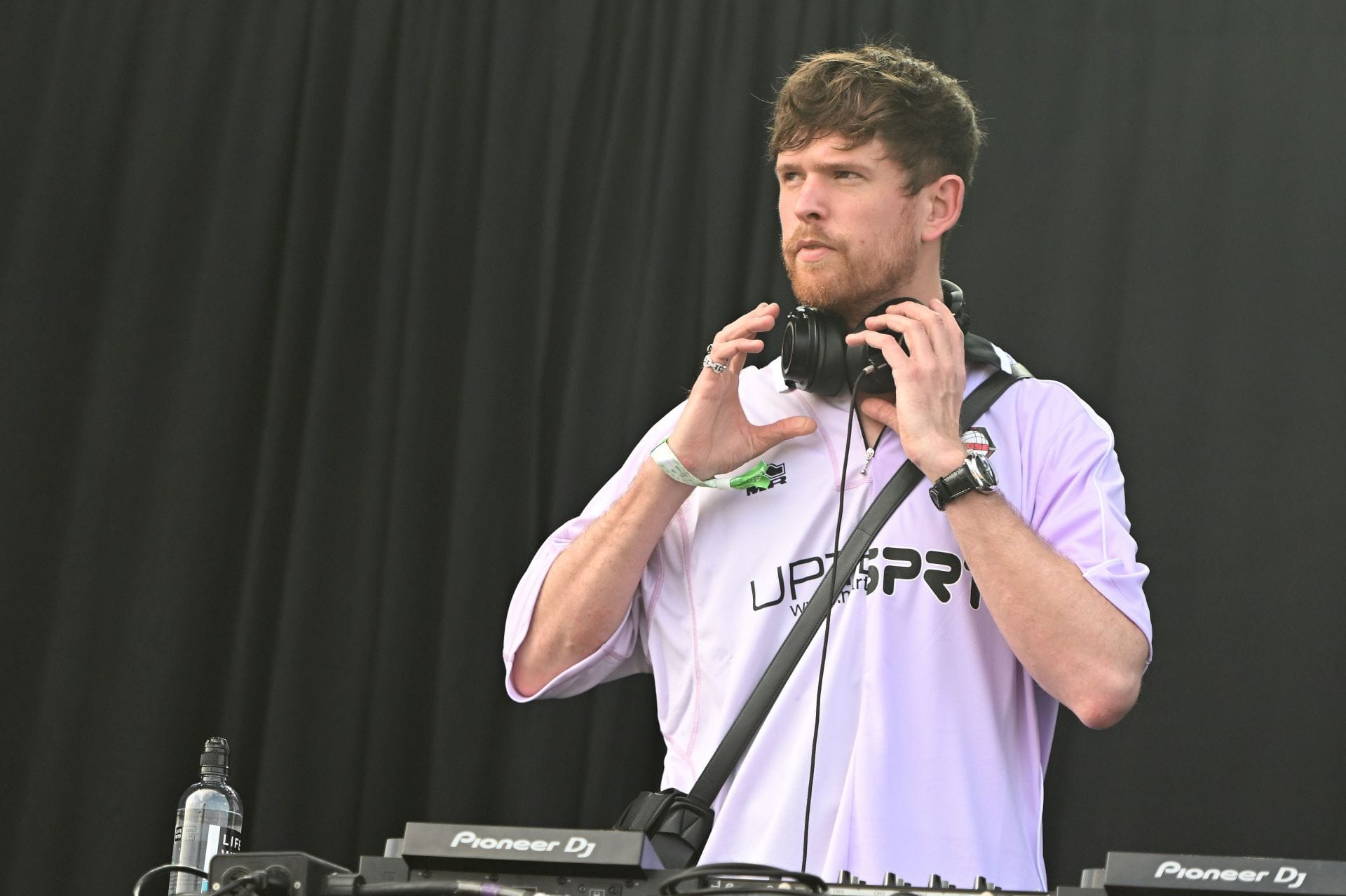 “This version isn’t what I created with Ye”- James Blake asks Ye to remove his credits from BULLY track amid creative differences