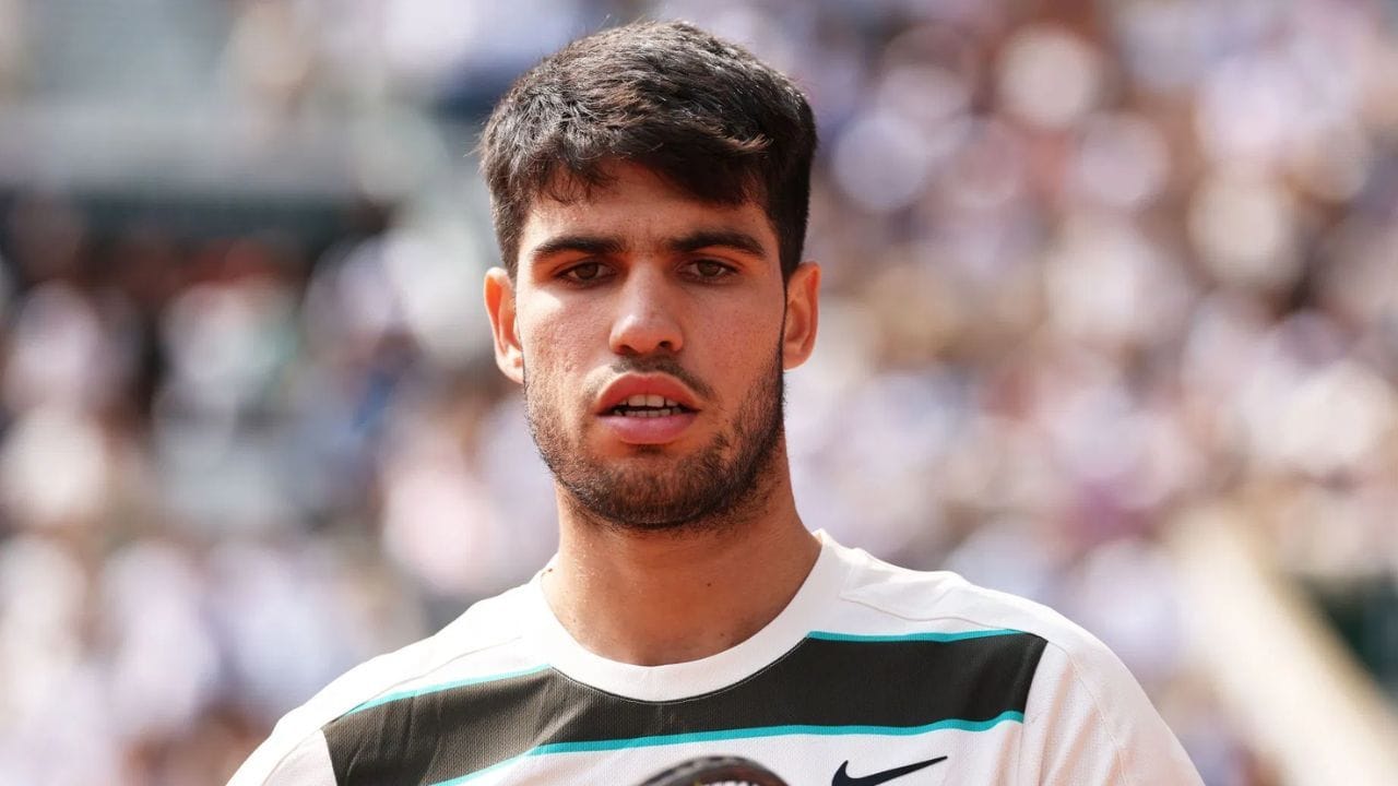 WATCH: Carlos Alcaraz robbed of crucial point by shocking umpire decision at Miami Open 2R vs Joao Fonseca