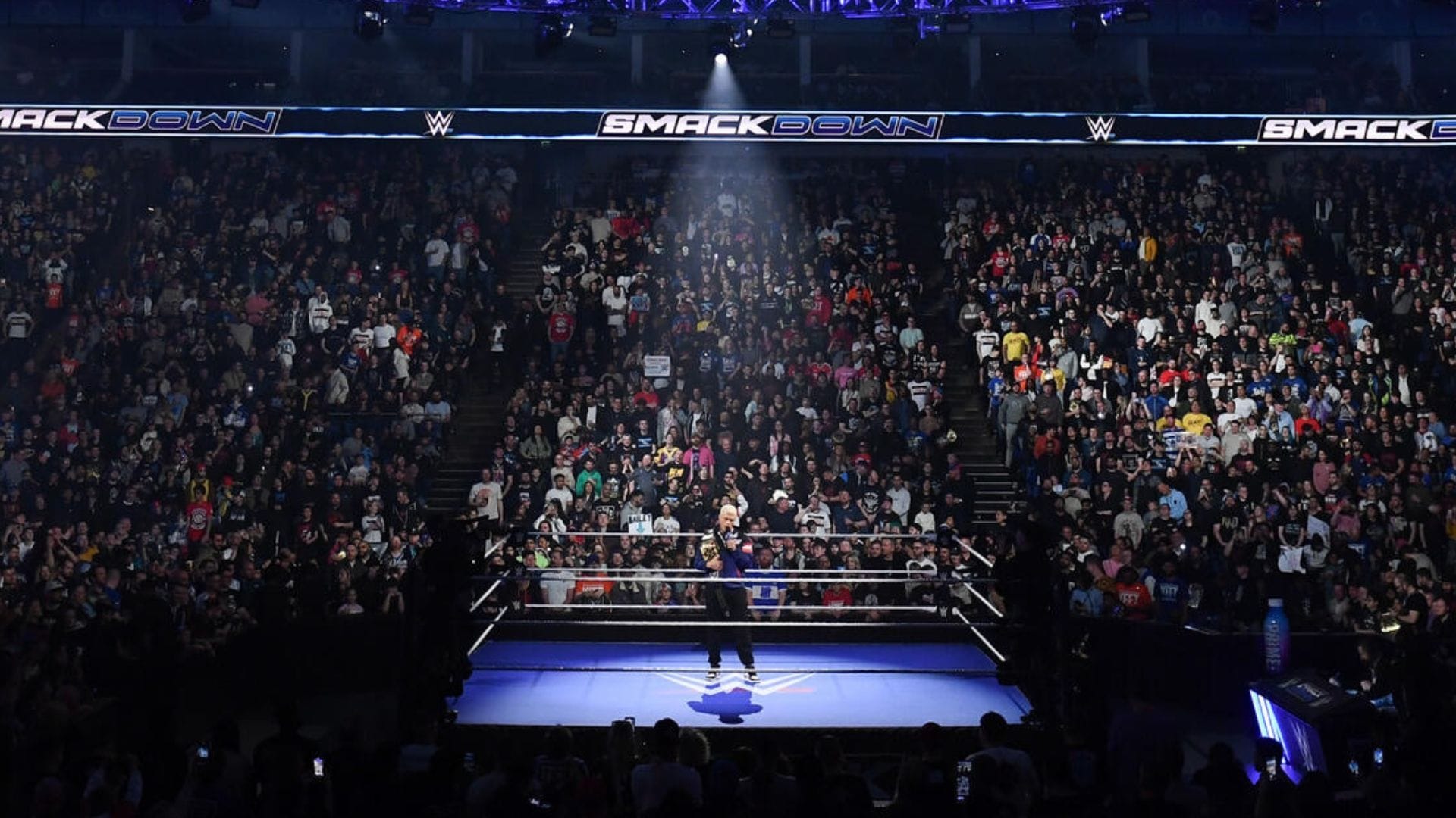 Huge WWE title match set to main event SmackDown - Reports