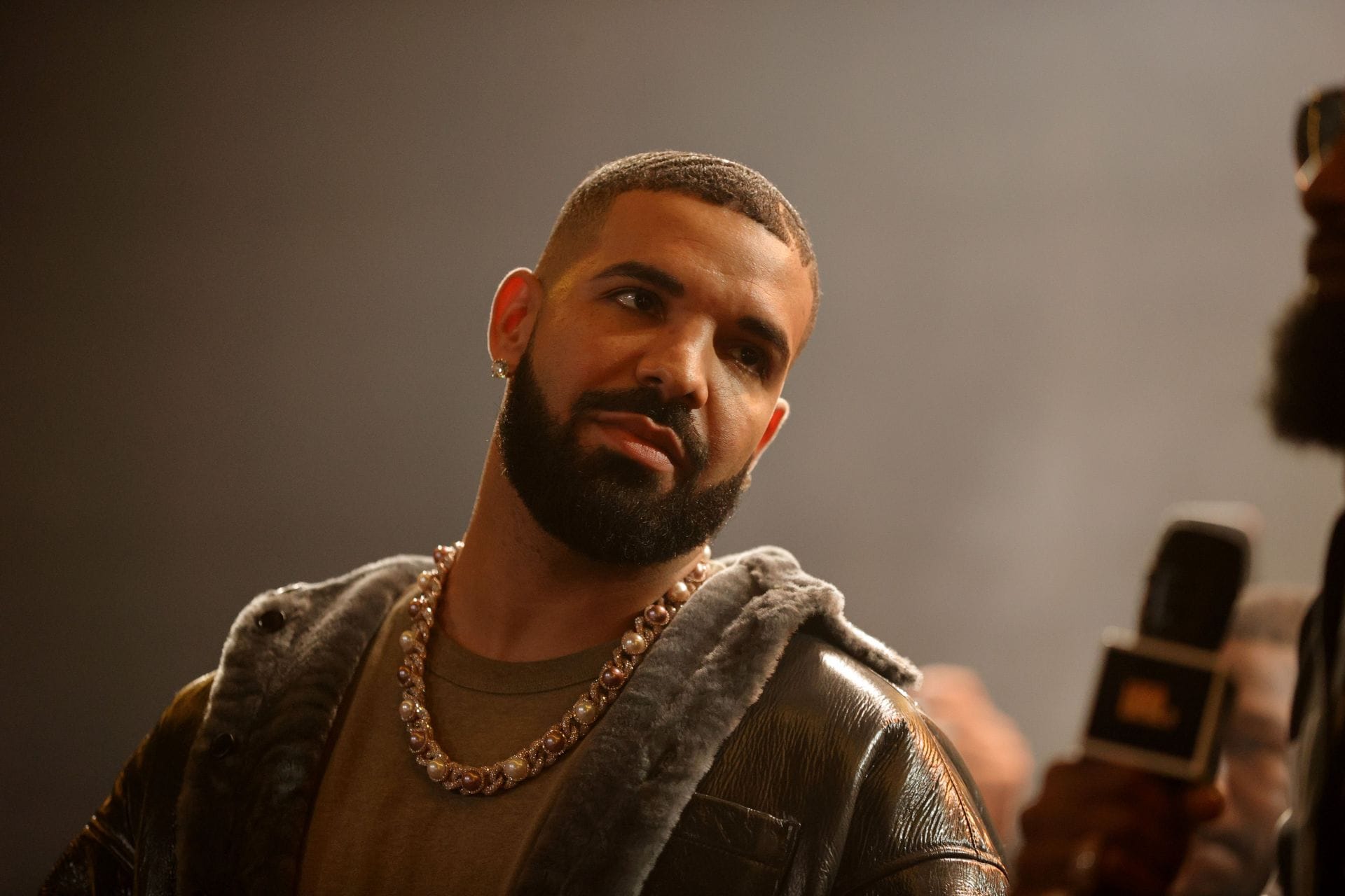 Wack 100 thinks Drake’s “ICEMAN” album is not going to sell more than 175K-250K units in the first week if he does not include a “banger” single