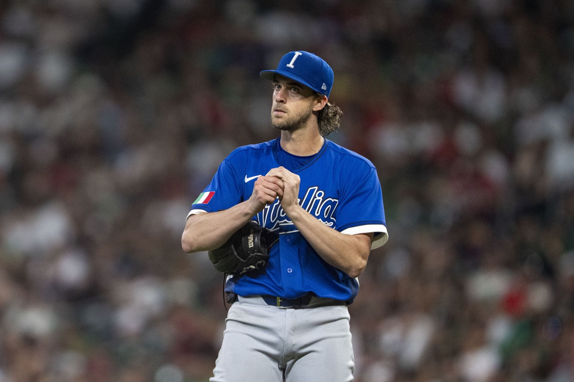 Why is Team Italy rolling with Aaron Nola over Michael Lorenzen against Venezuela in World Baseball Classic SF? White Sox vet explores reasoning