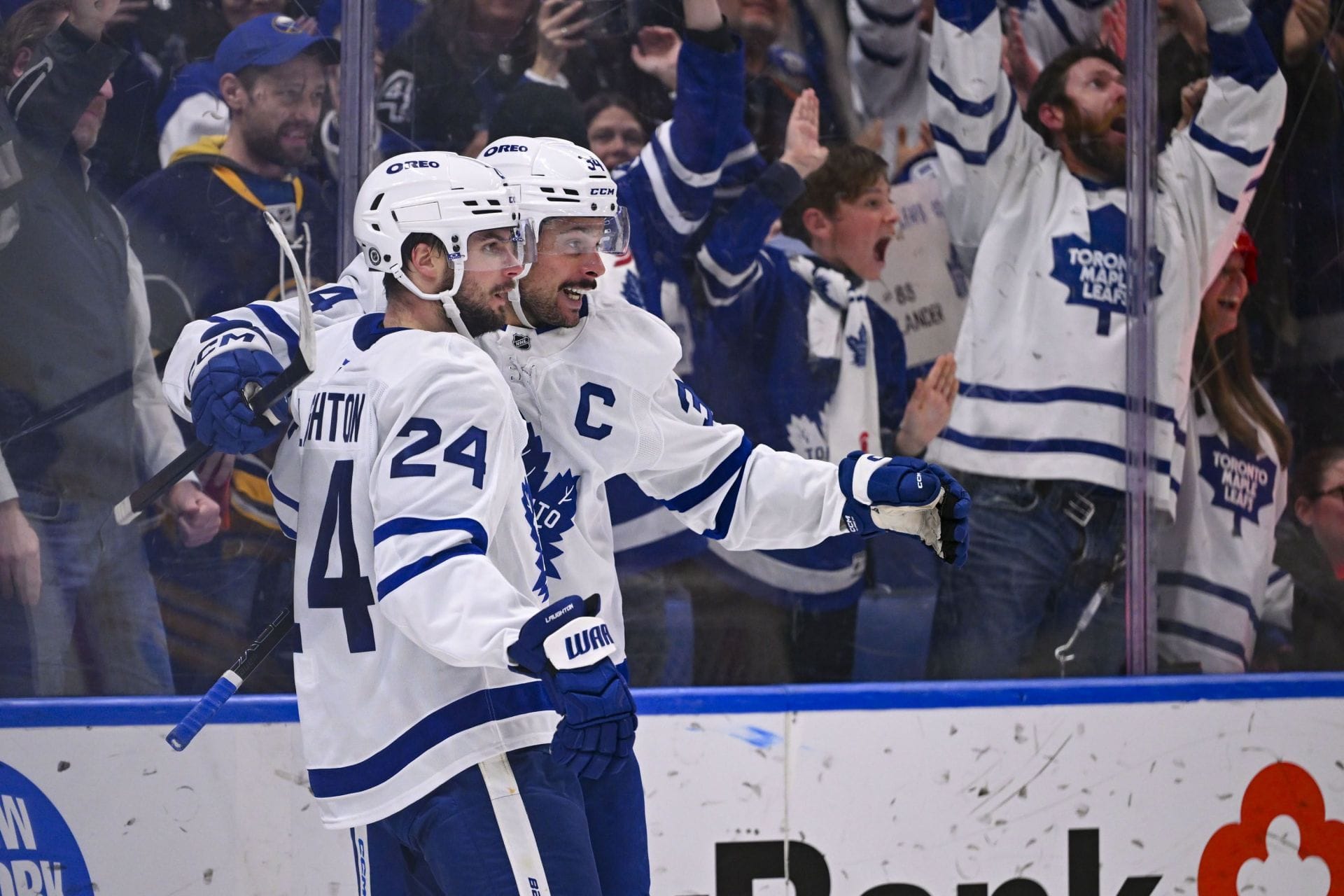 Ex-Leafs star Scott Laughton opines on team's lack of response to Radko Gudas' hit on Auston Matthews