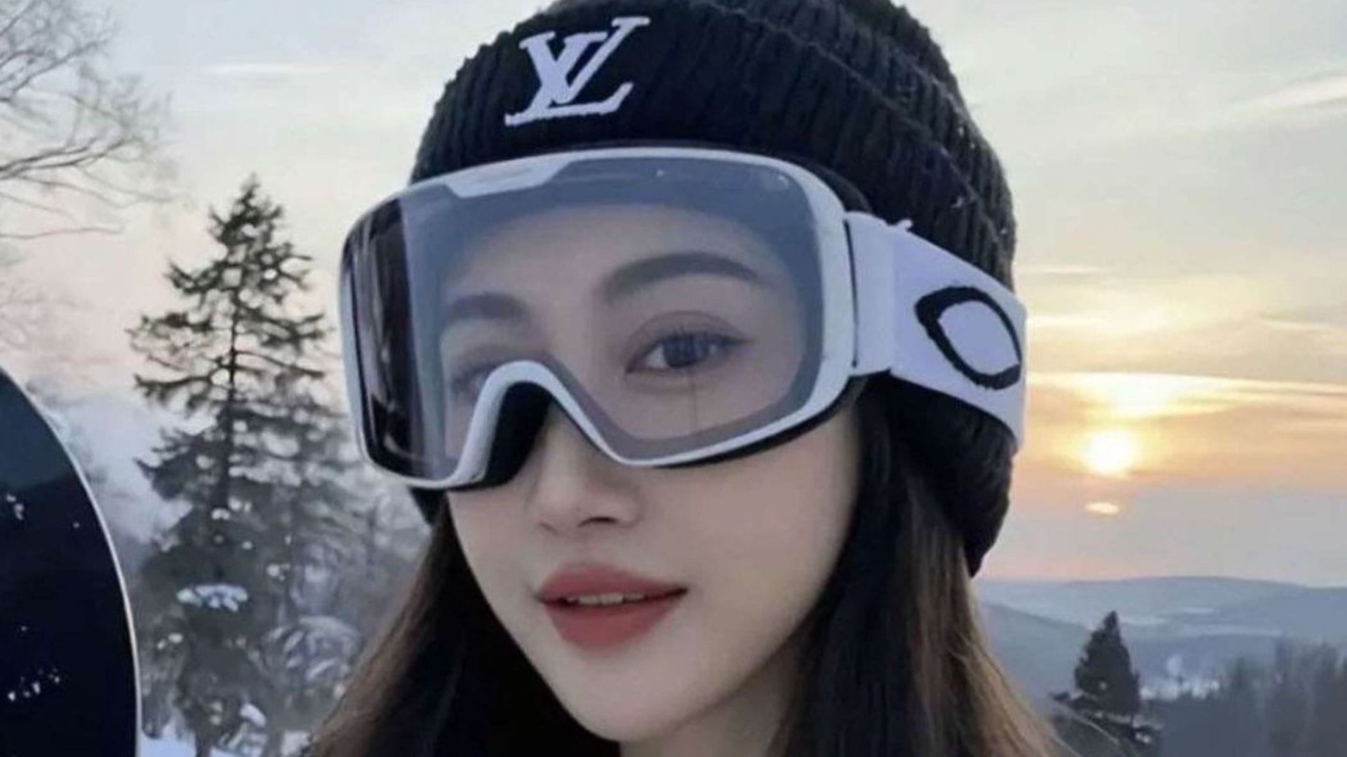 Who was Wang Yefei, aka "Sister Wang Zha"? Chinese streamer dies on livestream due to brainstem hemorrhage