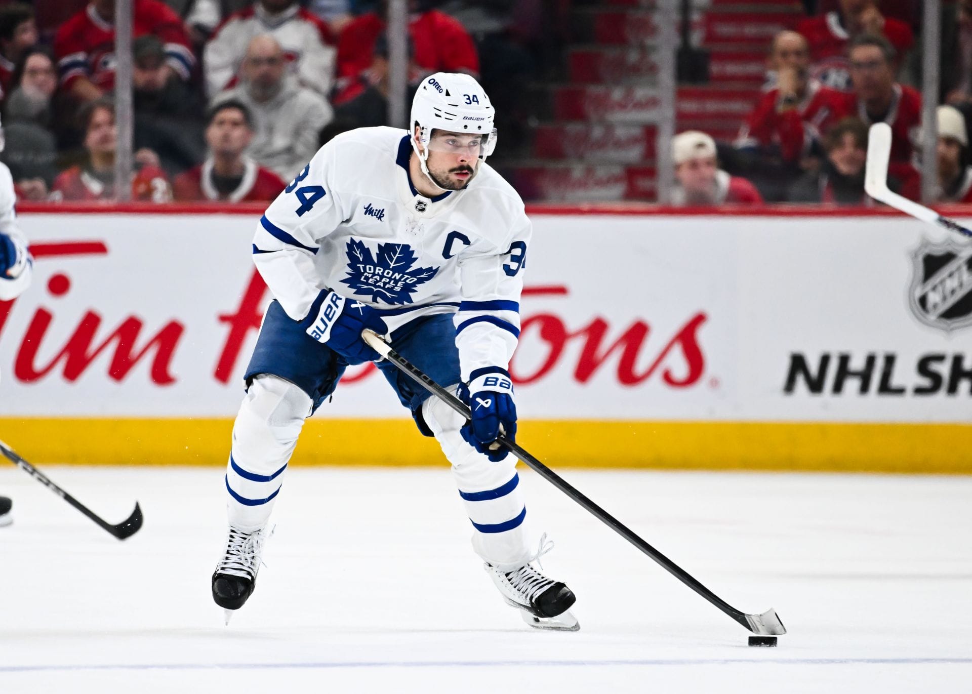 Auston Matthews injury update: Insider doesn't rule out surgery for Leafs star