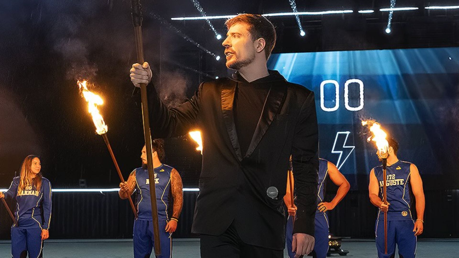 "You can help inspire me": MrBeast responds as YouTuber with 1.5K subscribers says he's "boring now"