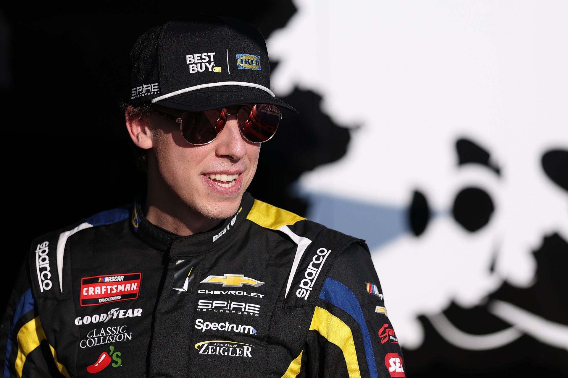 “Show up, kick ass, blow a tire”: Carson Hocevar reacts as his strong Darlington Truck race ends abruptly