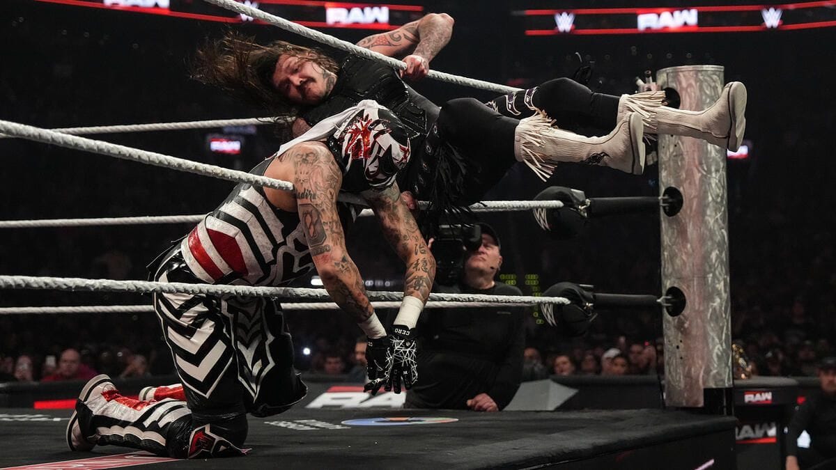 3 Reasons why Dominik Mysterio lost WWE Intercontinental Championship match against Penta on RAW