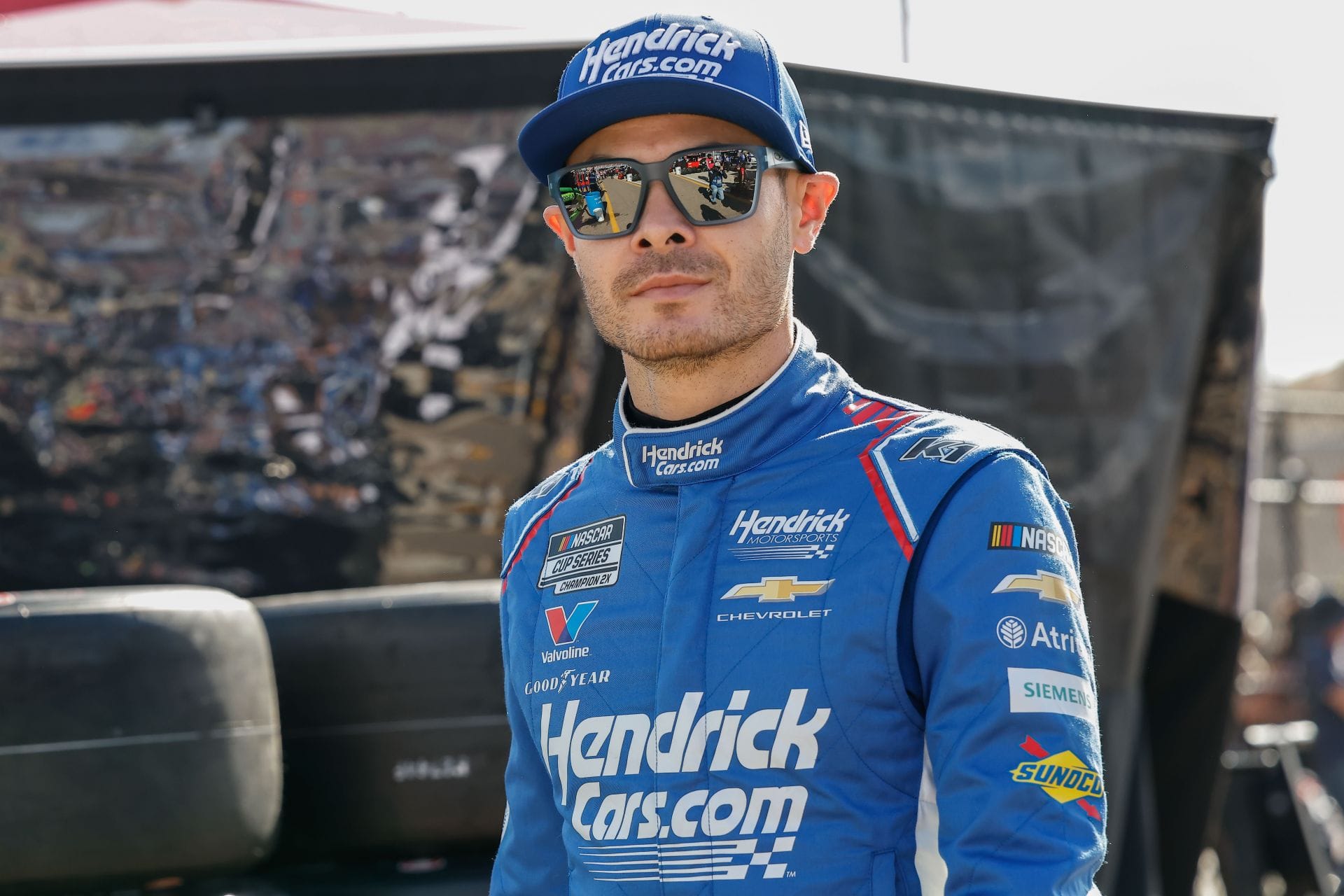 "Keep your head up": Kyle Larson sends strong message to Corey Day ...