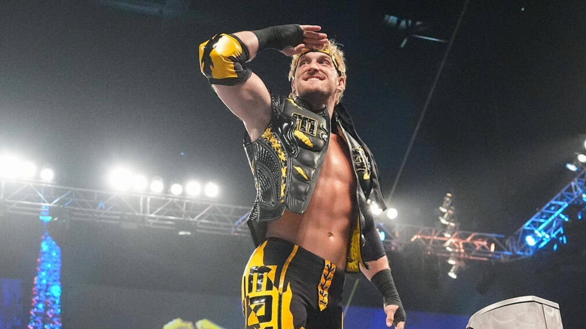 "You can't see him" - Logan Paul takes a shot at 48-year-old legend