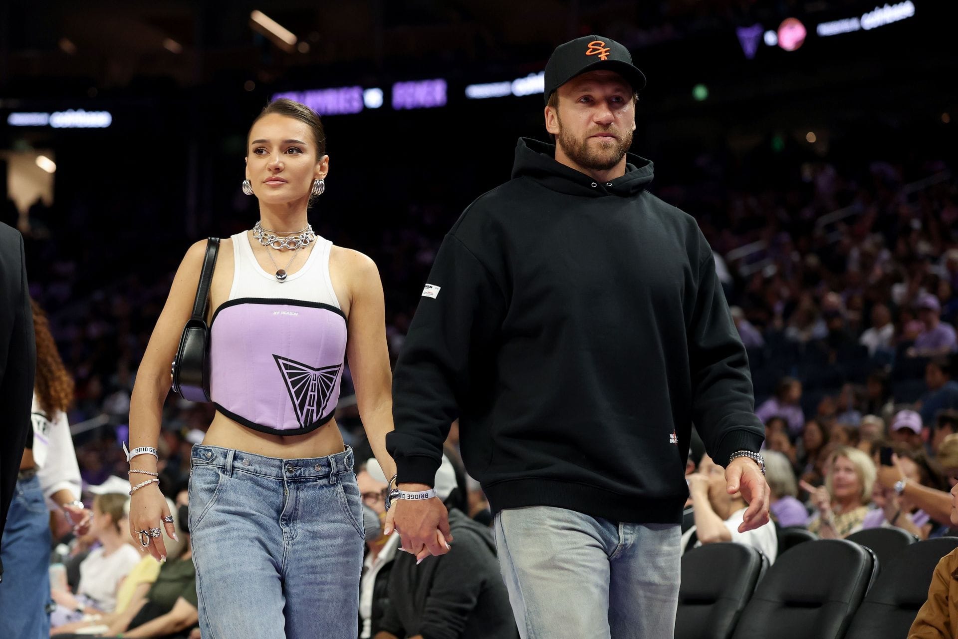 Kyle Juszczyk's wife Kristin shares chic picture in blue bikini top and ...