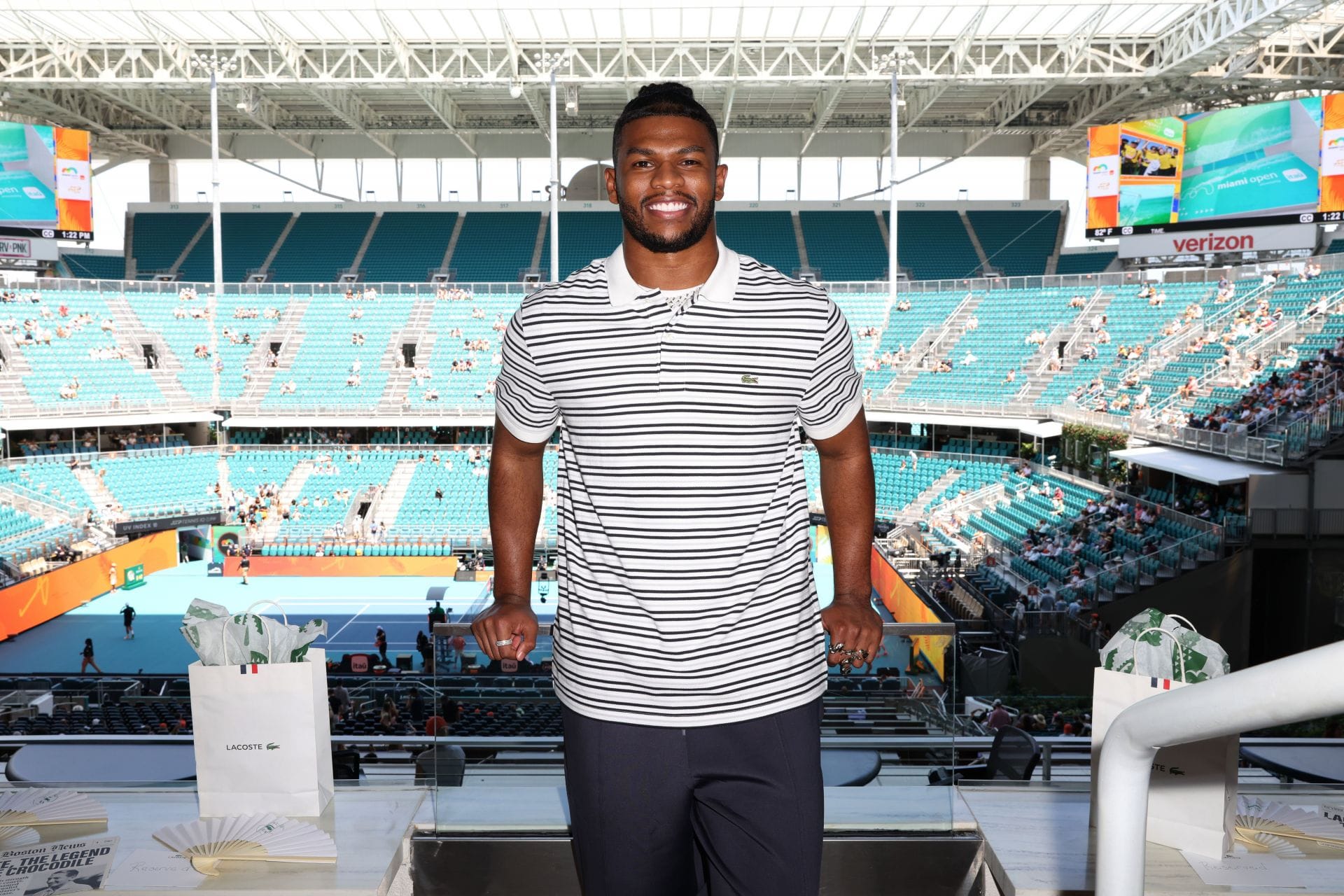 PHOTO: Shilo Sanders makes unexpected appearance at Miami Dolphins stadium for special event