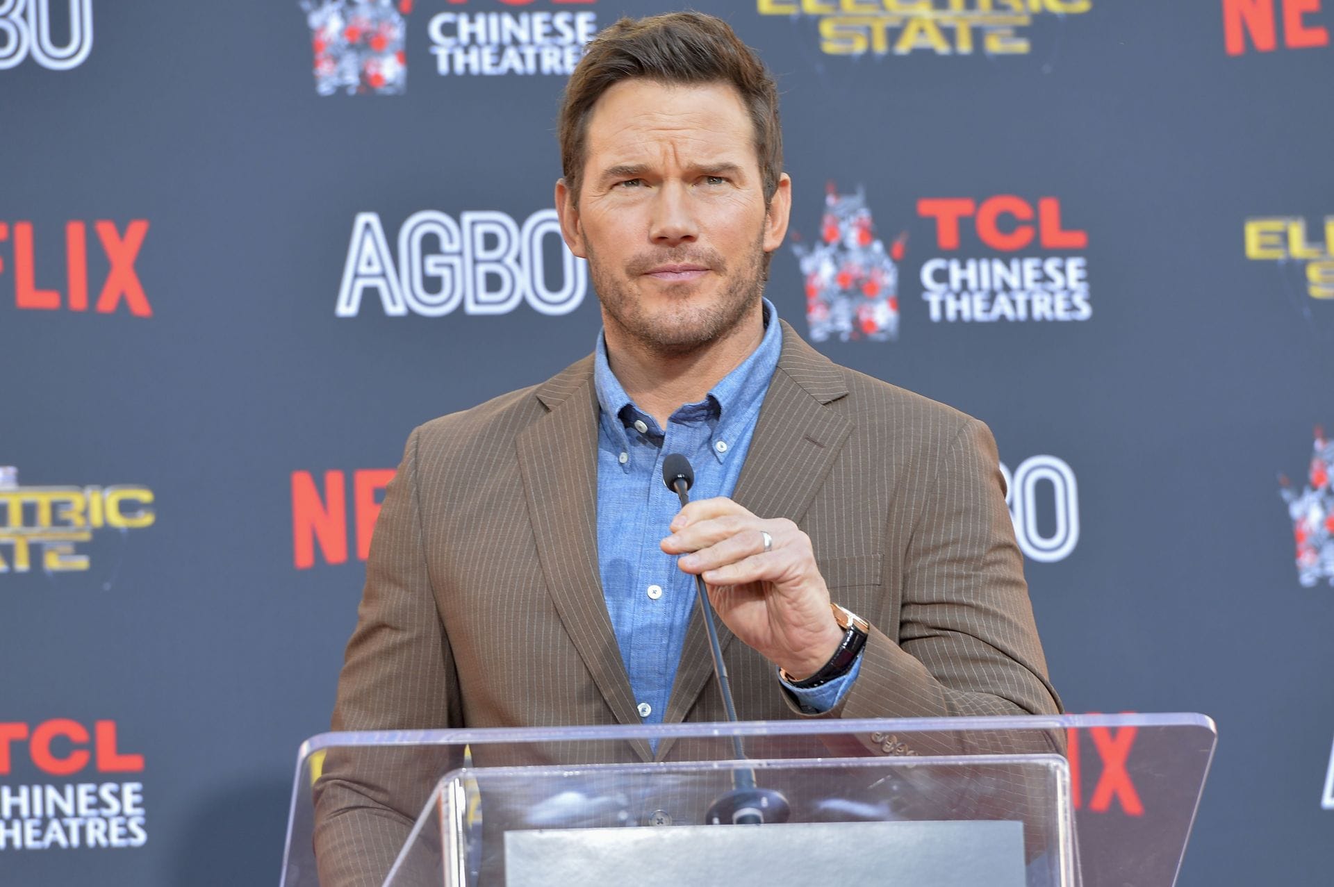 "Seems like a skill issue": Netizens divided after Chris Pratt explains why he doesn't say "Mamma Mia!" in Italian accent in 'The Super Mario Bros.'