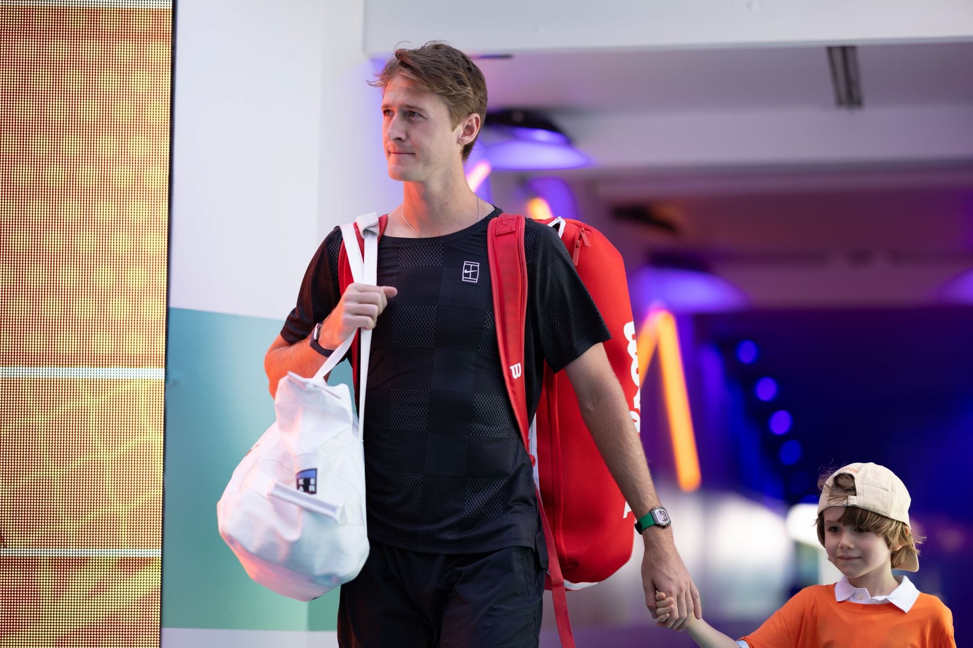 WATCH: Sebastian Korda's fiancée Ivana rewards American with romantic kiss to celebrate Carlos Alcaraz's victory in Miami