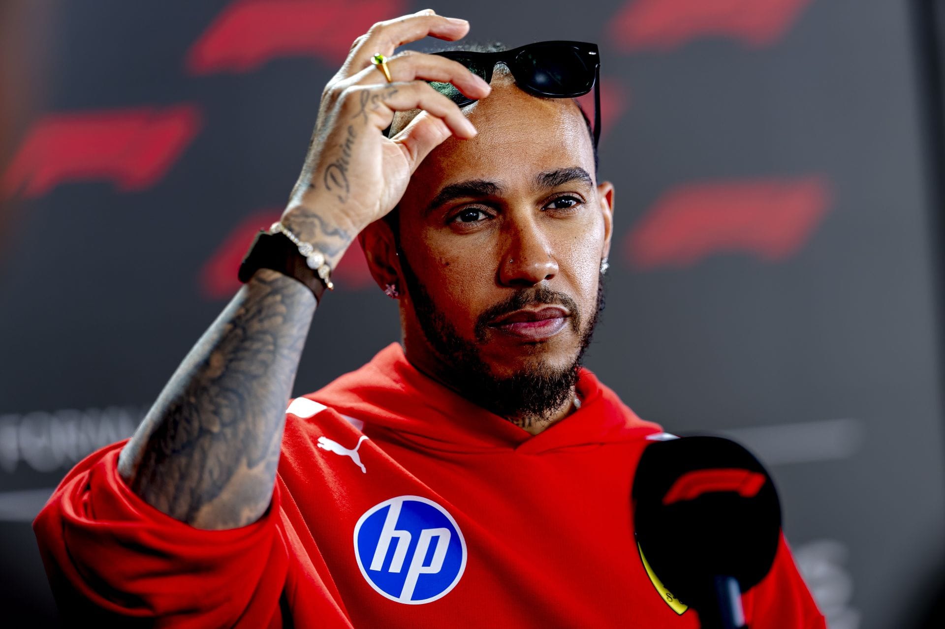 "Sounds like a paid Ad": Fans react to Lewis Hamilton refuting Max Verstappen's stance on 2026 F1 cars
