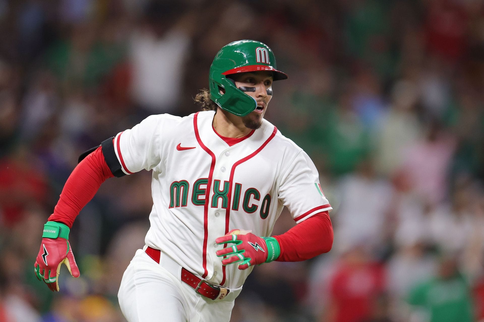 WATCH: Jarren Duran's father goes viral with epic reaction after Team Mexico star rips HR vs. Brazil at World Baseball Classic