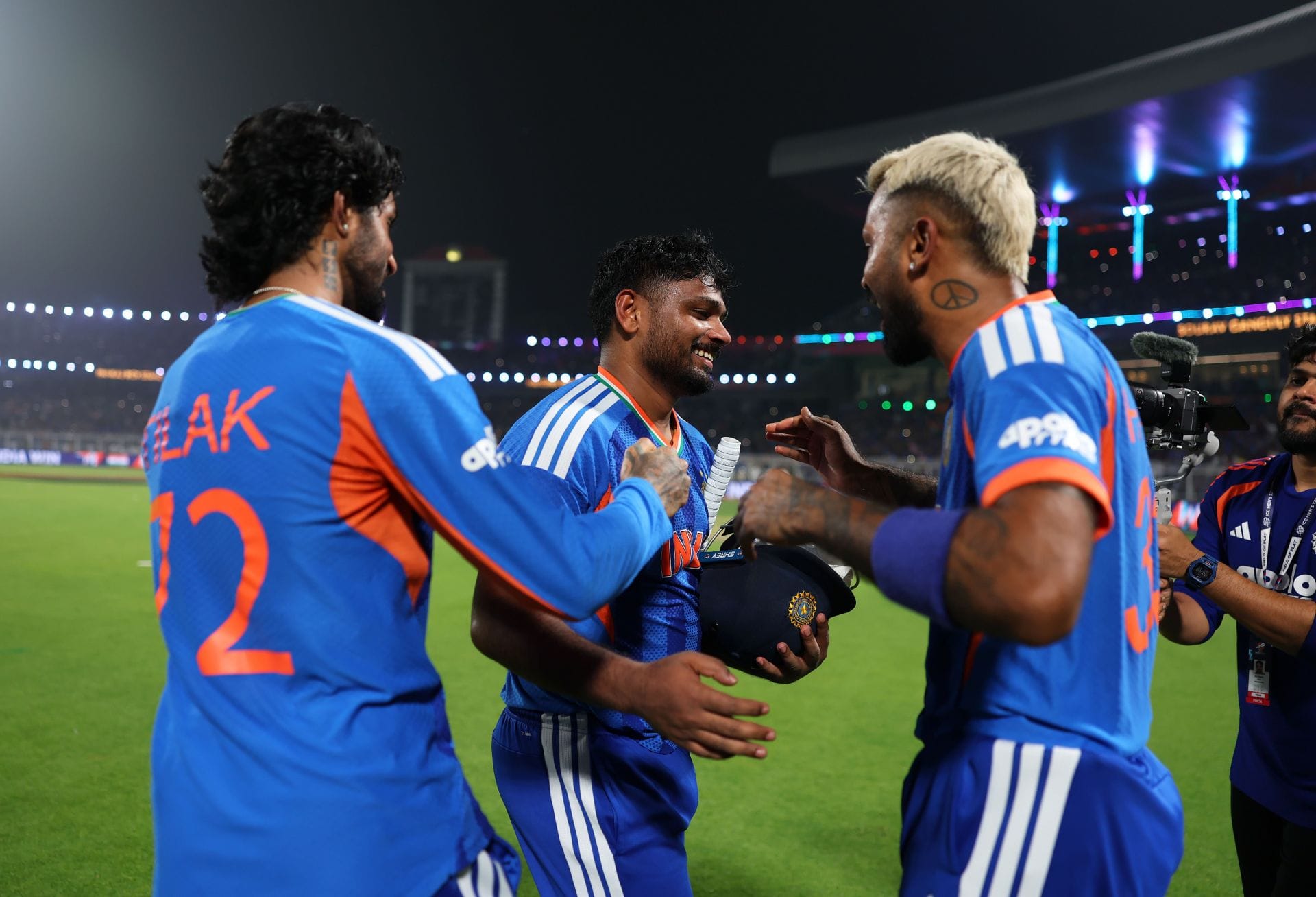 Hardik Pandya, Sanju Samson & others reveal their first ever vehicle after T20 World Cup 2026 win [Watch]
