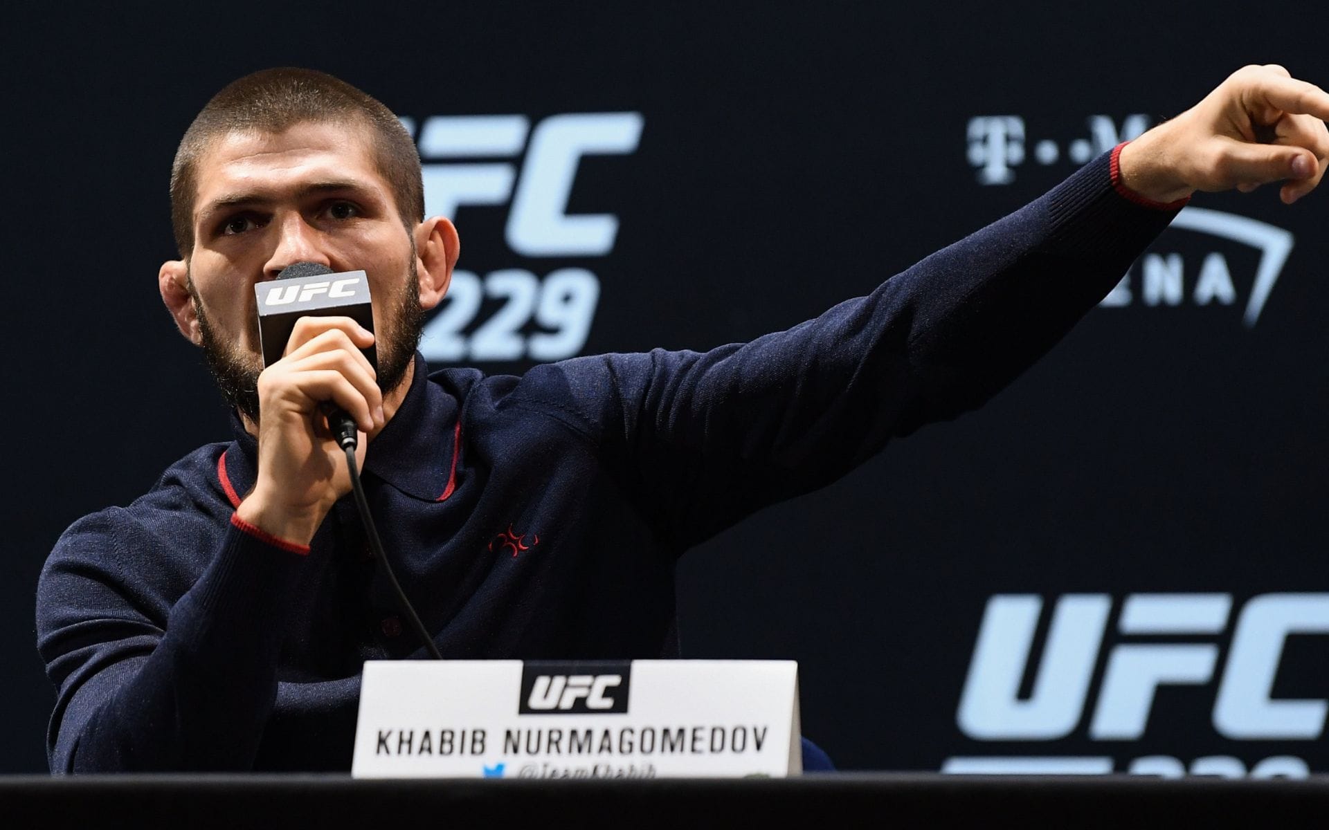 "A woman is weaker" - Khabib Nurmagomedov explains why he does not support women competing in MMA