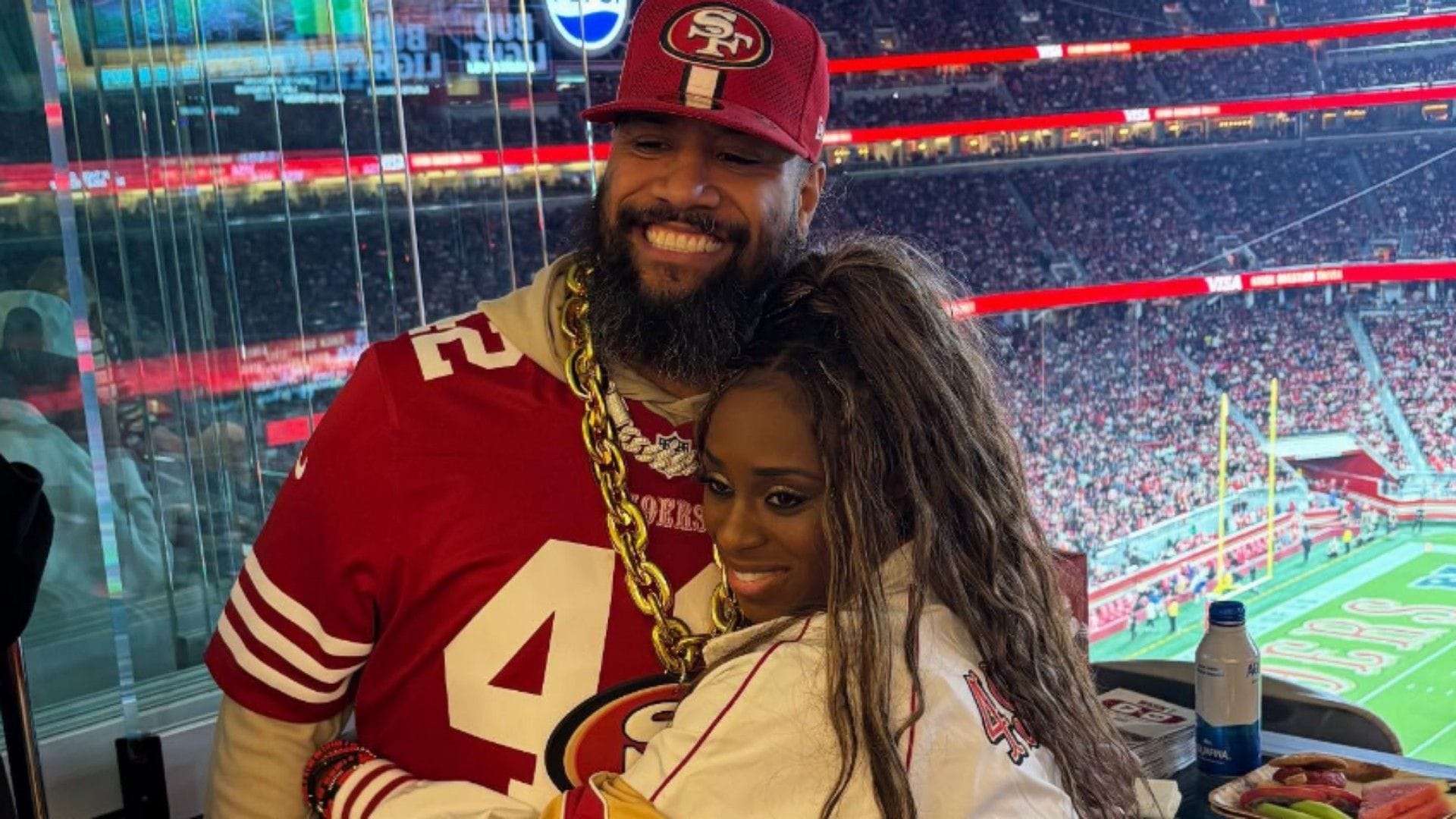 Congratulations to WWE Superstars Naomi and Jimmy Uso