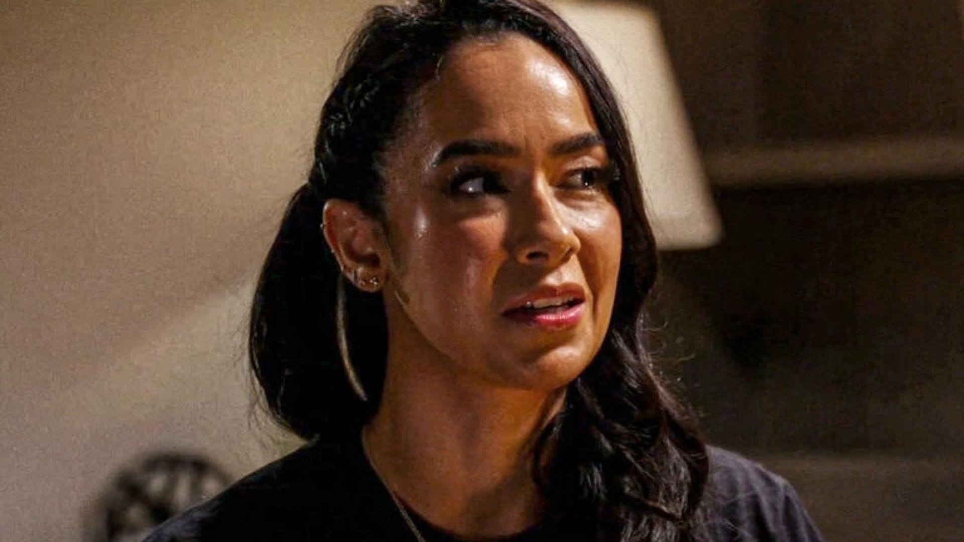 VIDEO: AJ Lee Shares Emotional Backstage Moment After WWE RAW; Entire Locker Room Present