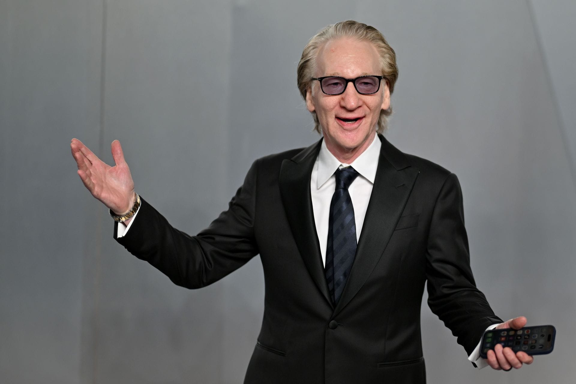 Is Bill Maher receiving the 27th Mark Twain Prize for American Humor from the Kennedy Center? Comedian jokes about giving the award to Trump