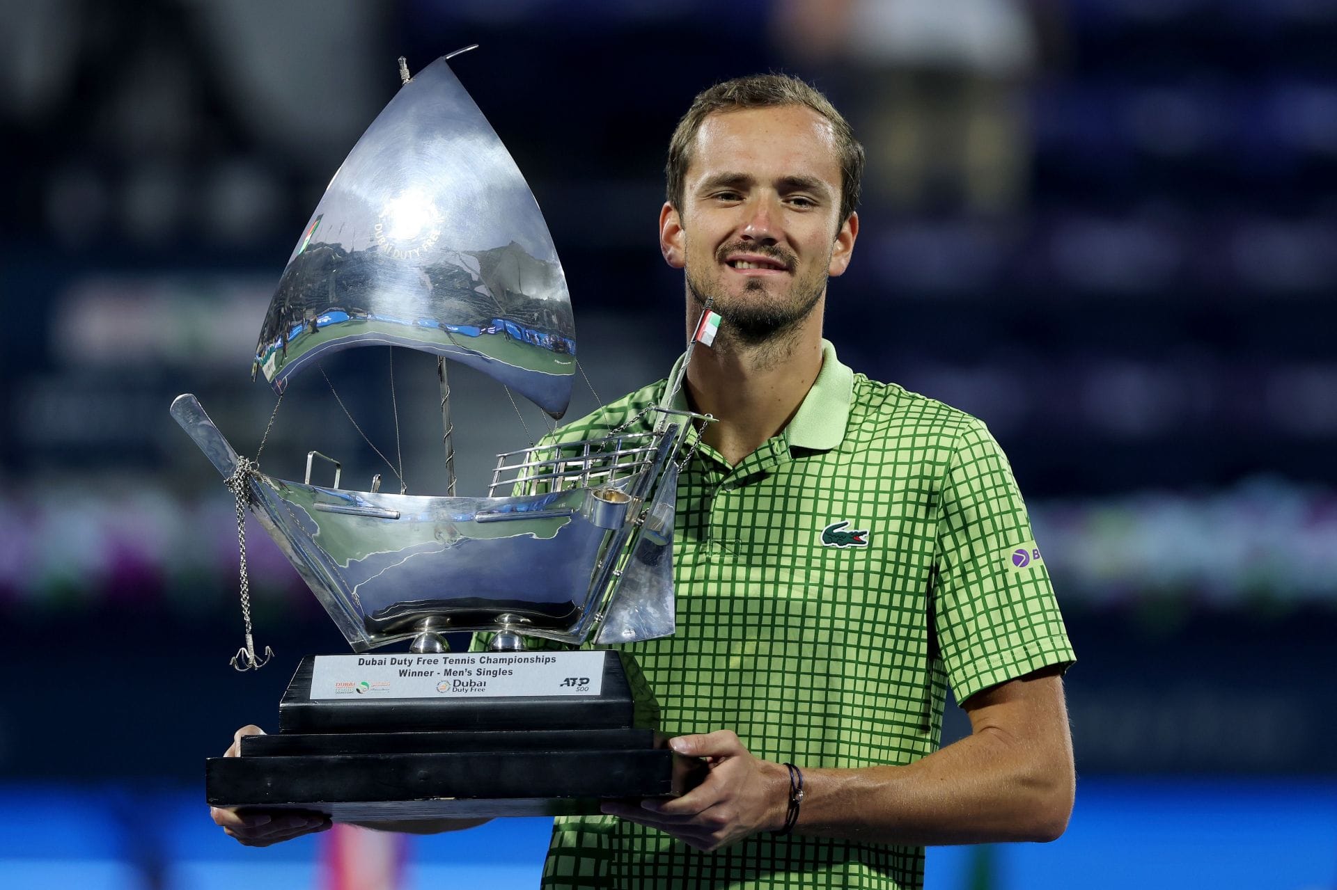 Daniil Medvedev poses with the men's singles trophy at the 2026 Dubai Tennis Championships (Source: Getty)