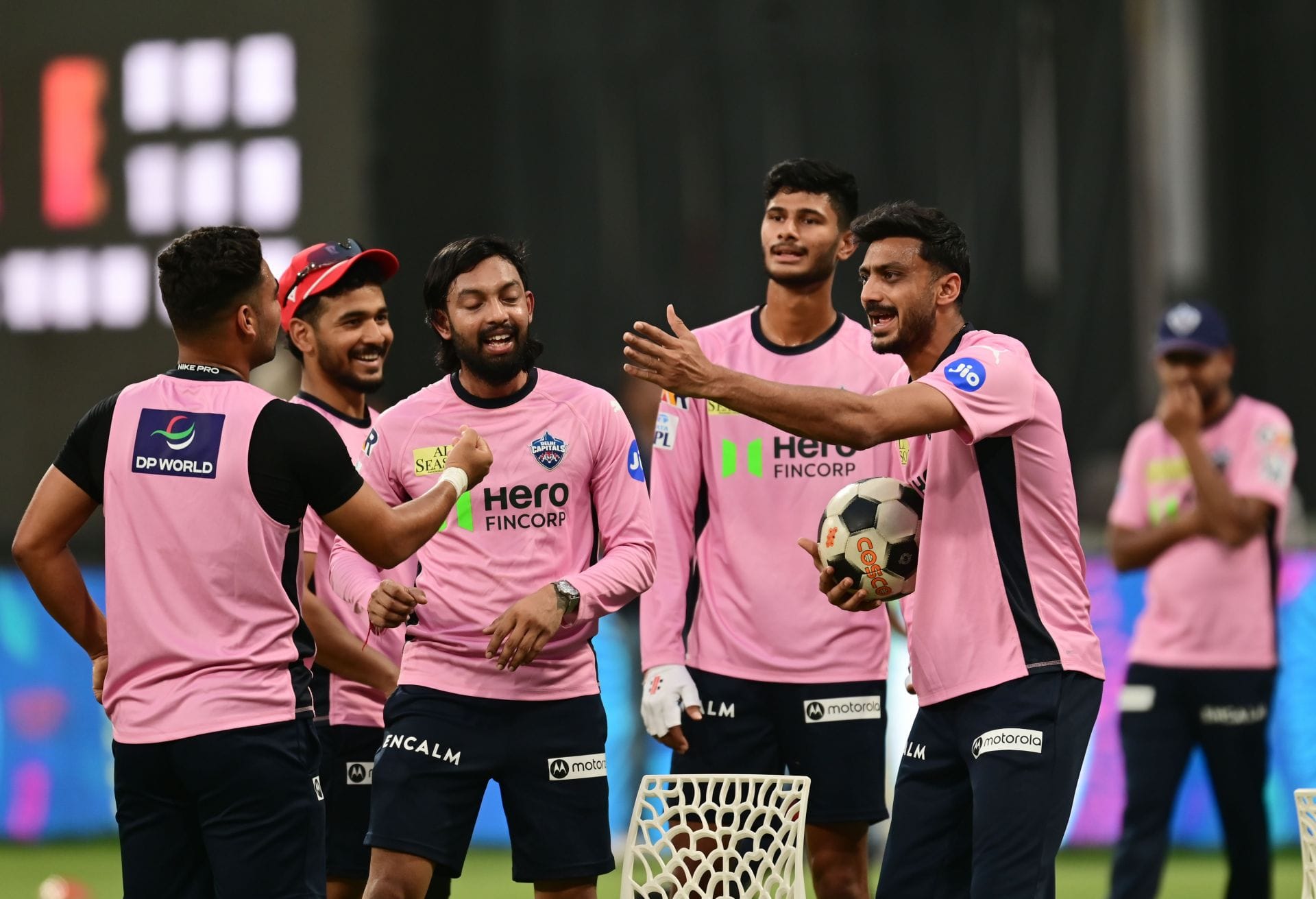 "They are in RAC, rest are in waiting list" - Indian legend's hilarious take on DC's chances of Top 4 finish in IPL 2026