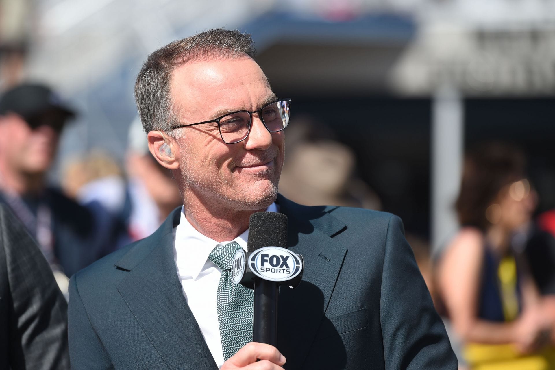 NASCAR legend Kevin Harvick reacts to the ” unbelievable” story of Joseph Renfro’s racing dream without arms  