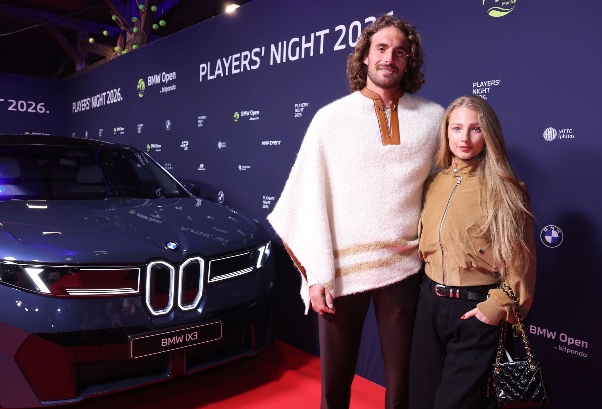 Stefanos Tsitsipas gives emotional shoutout to girlfriend Kristen Thoms at Madrid Open