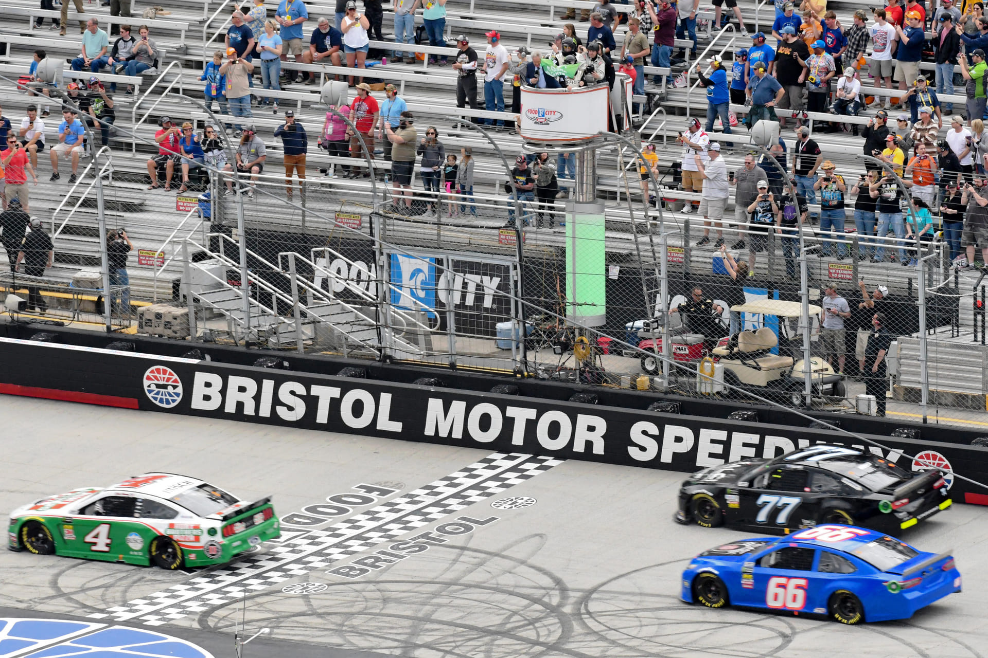 NASCAR Green Flag Time Today: When will the 2026 Bristol Motor Speedway Cup Series race kick off?