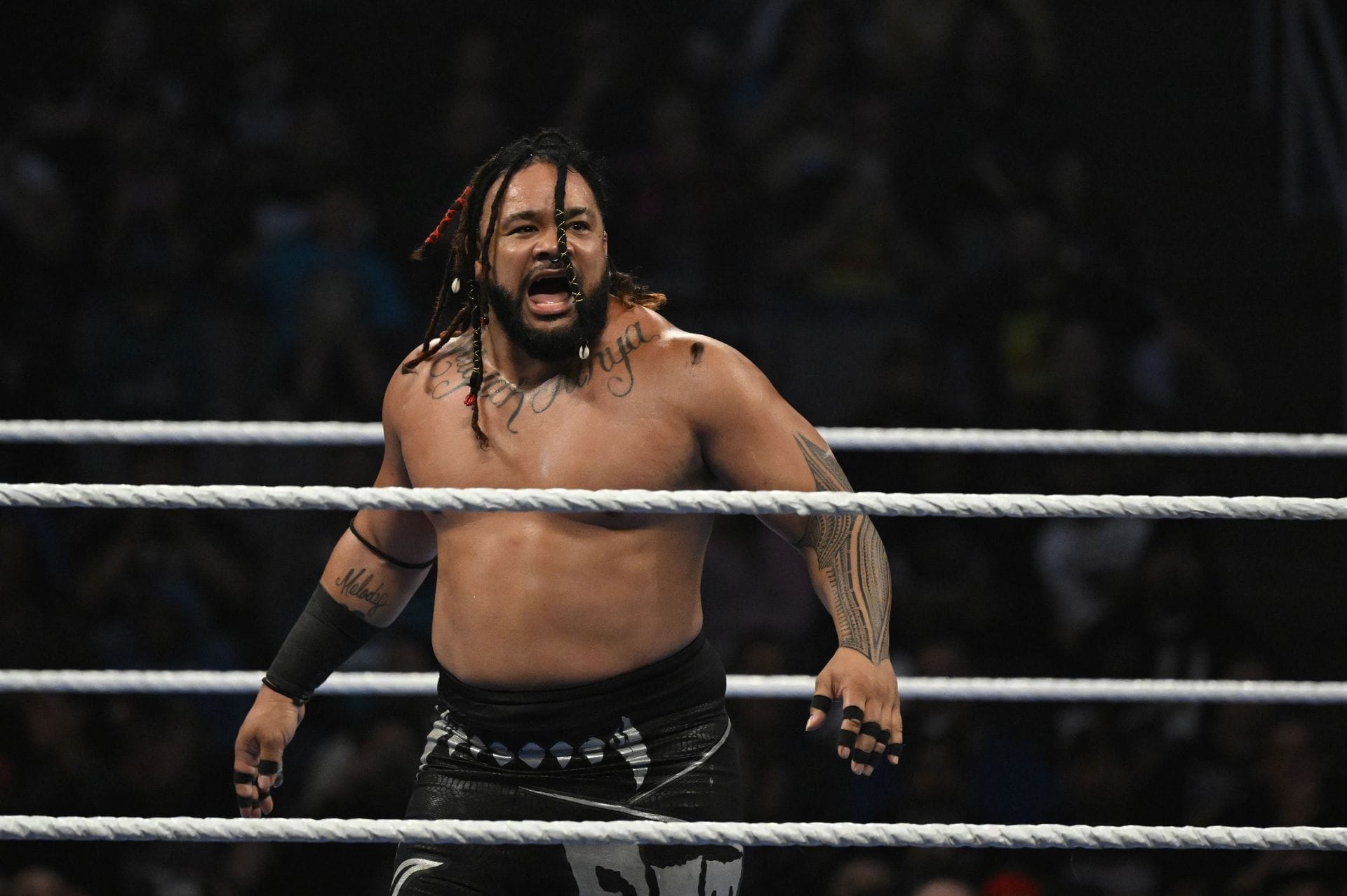 5 WWE Superstars who could join a current faction after WrestleMania 42