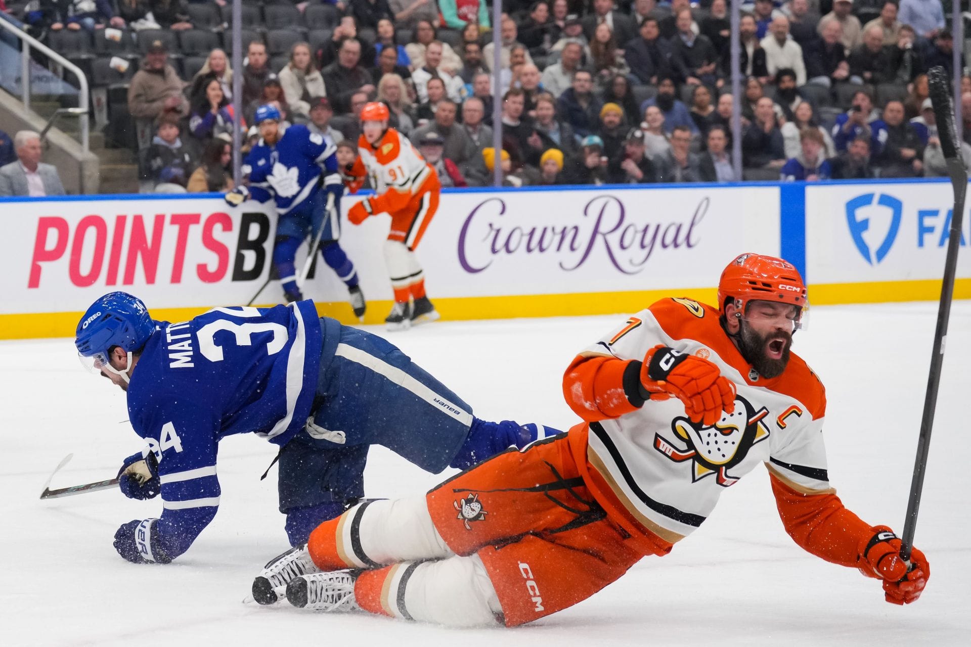 Ex-NHLer Chris Pronger defends Radko Gudas’ hit on Auston Matthews - "This was a hockey play"