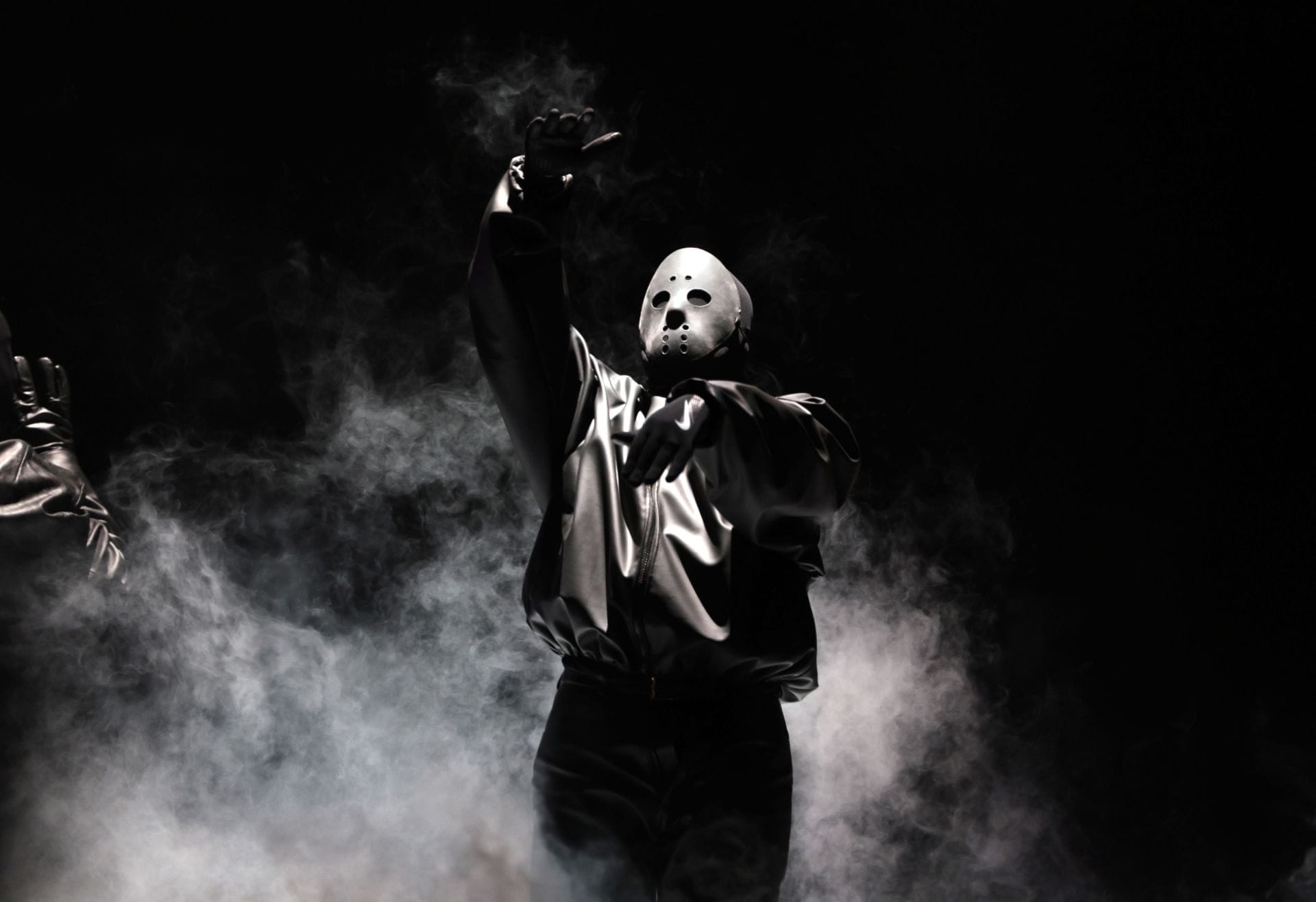 "The whole security team about to get fired" - Internet reacts to Kanye West's fan climbing onto the SoFi stadium's roof to see the rapper's concert