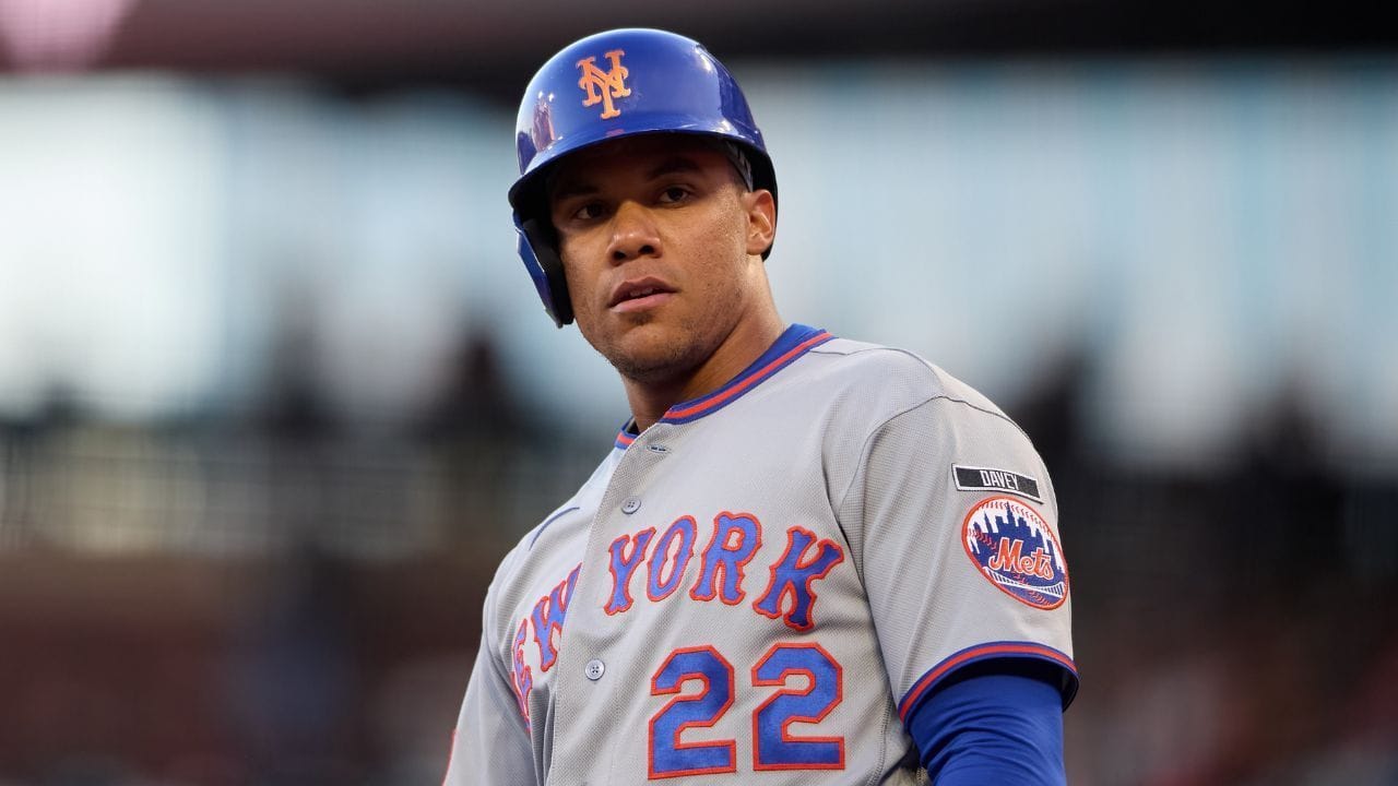 "Juan Soto is too busy counting his money";  "What a jerk" - Fans blast $765M superstar over his candid attitude despite losing streak