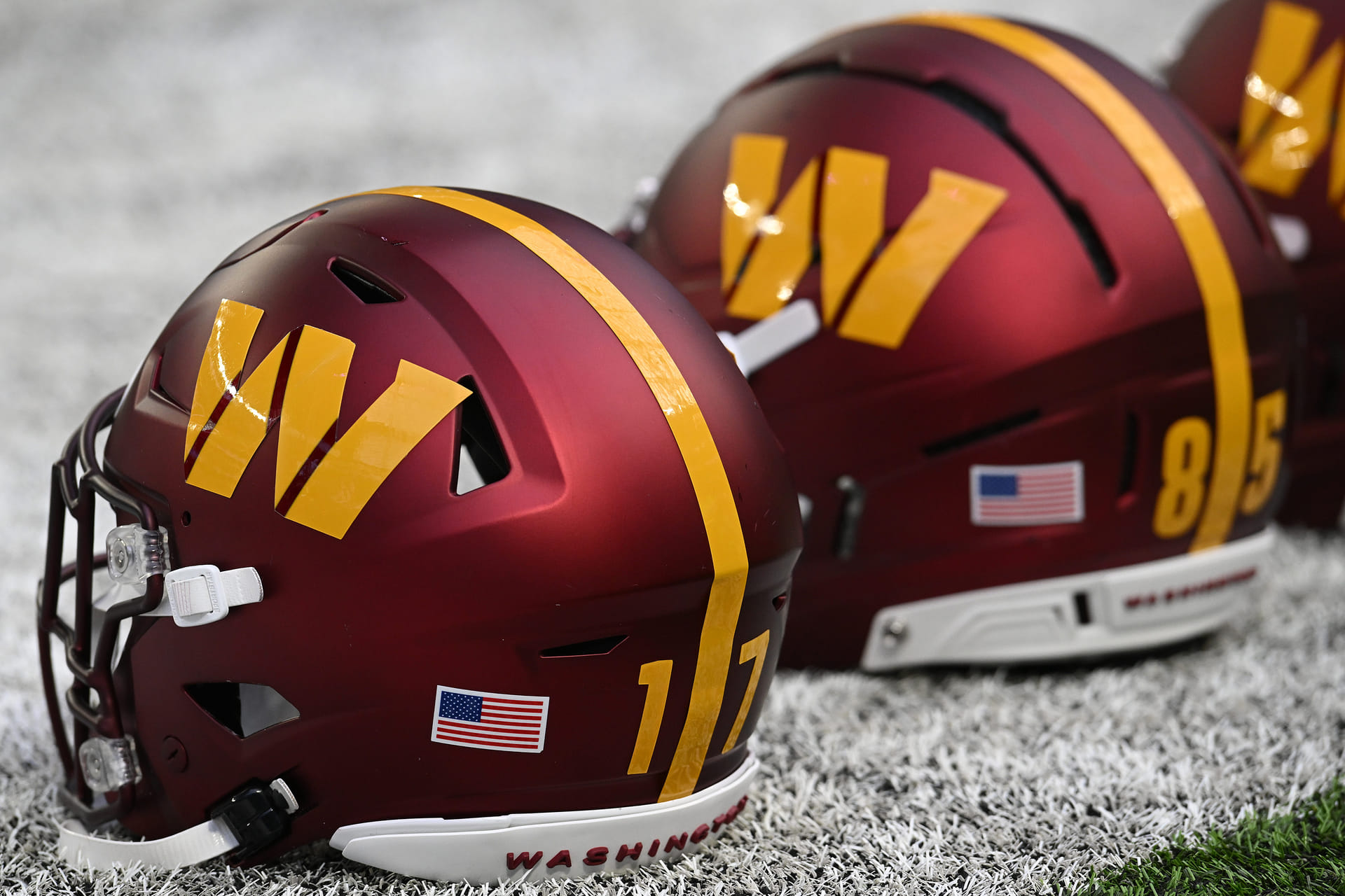 “Can we call them Redskins already” "All that to win 5-7 games": NFL fans troll Jayden Daniels-led Commanders over new uniform for 2026 season