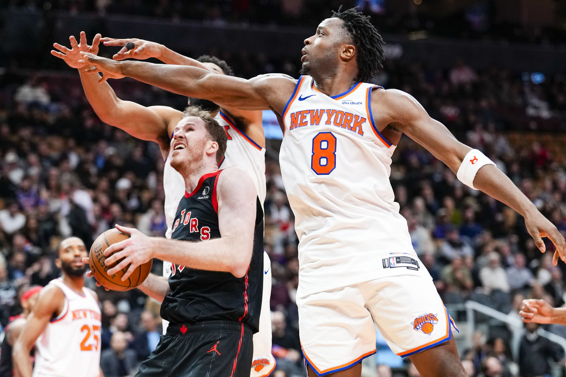 NBA: New York Knicks at <a href='https://www.sportskeeda.com/basketball/toronto-raptors' target='_blank' rel='noopener noreferrer'>Toronto Raptors</a> - Source: Imagn