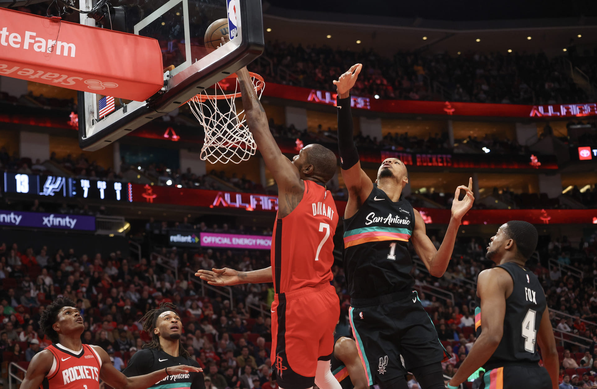 NBA: San Antonio Spurs at Houston Rockets - Source: Imagn