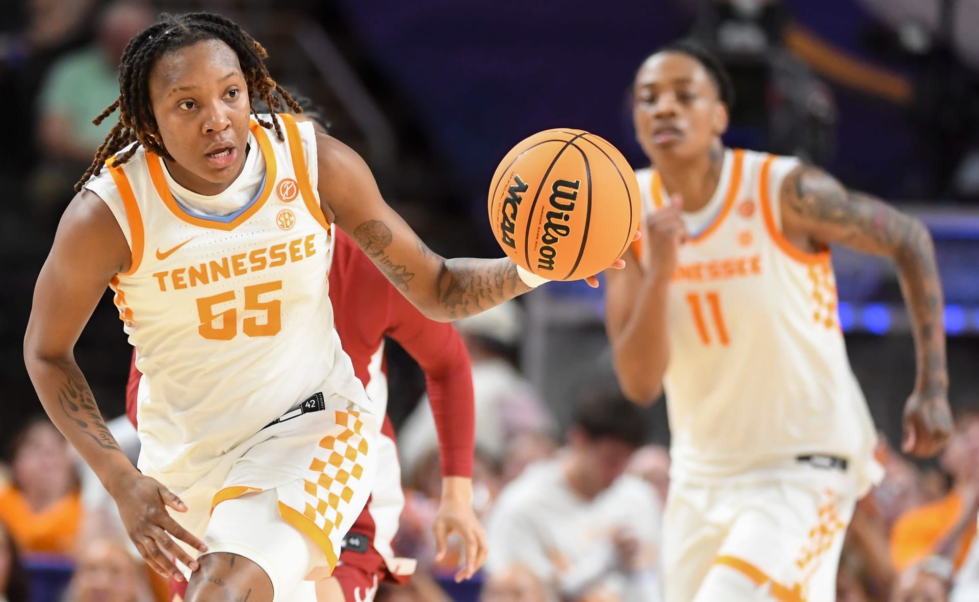 “Was Kellie Harper really the issue?”: College hoops fans react as Tennessee loses 7 players to transfer portal after First Round disappointment