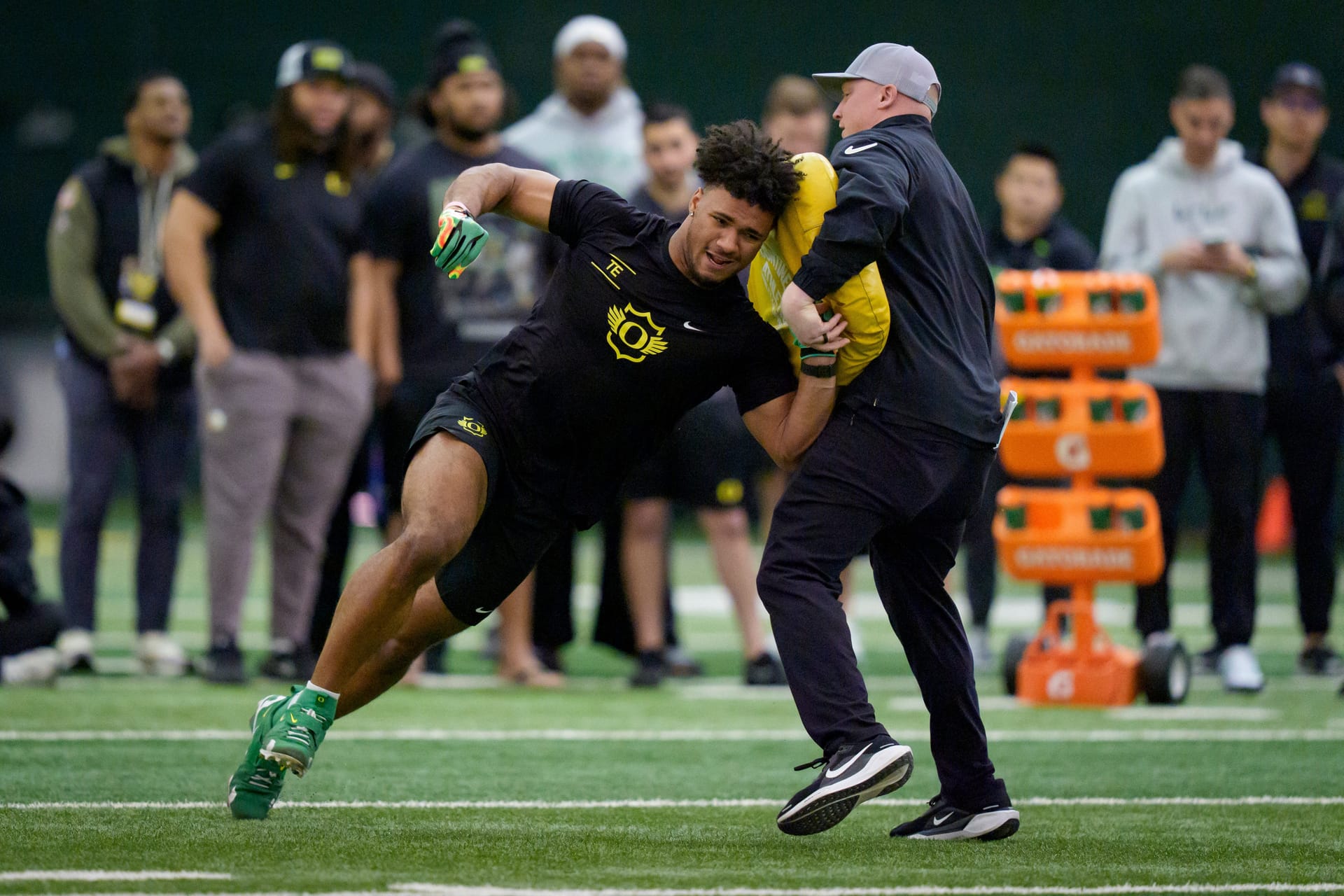 "He was HOPING it was a prank call": NFL fans react to Kenyon Sadiq thinking Jets draft call was a joke