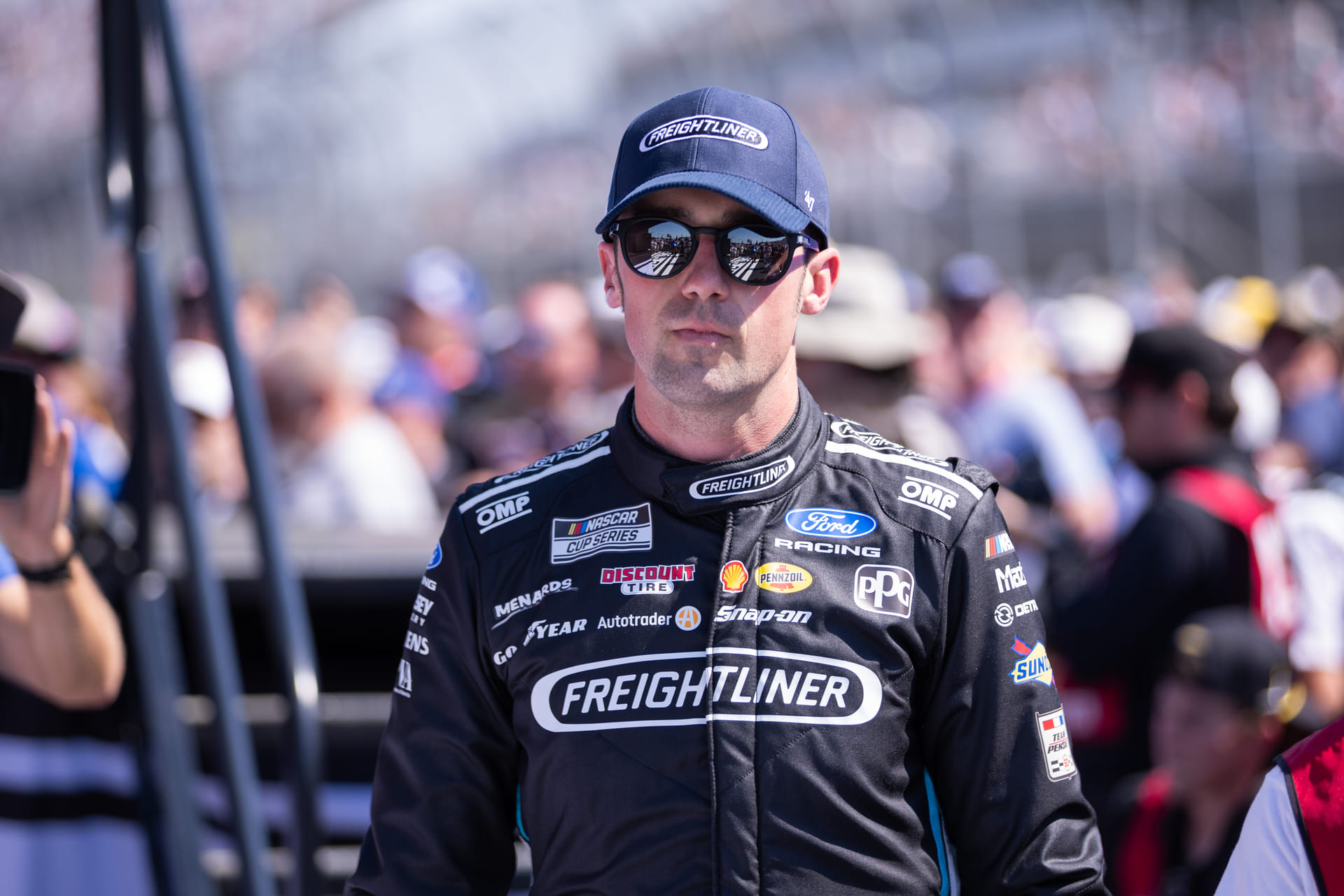 "Biggest ick of all time": Austin Cindric faces fan backlash after latest AI-style social media post