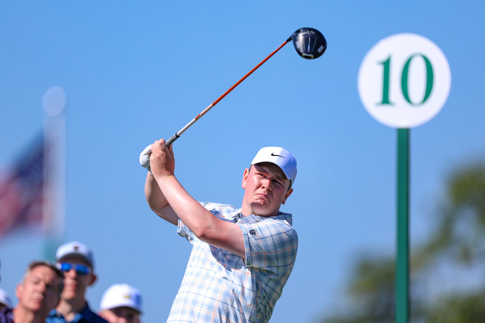 WATCH: Furious Robert MacIntyre does an obscene gesture during Masters play