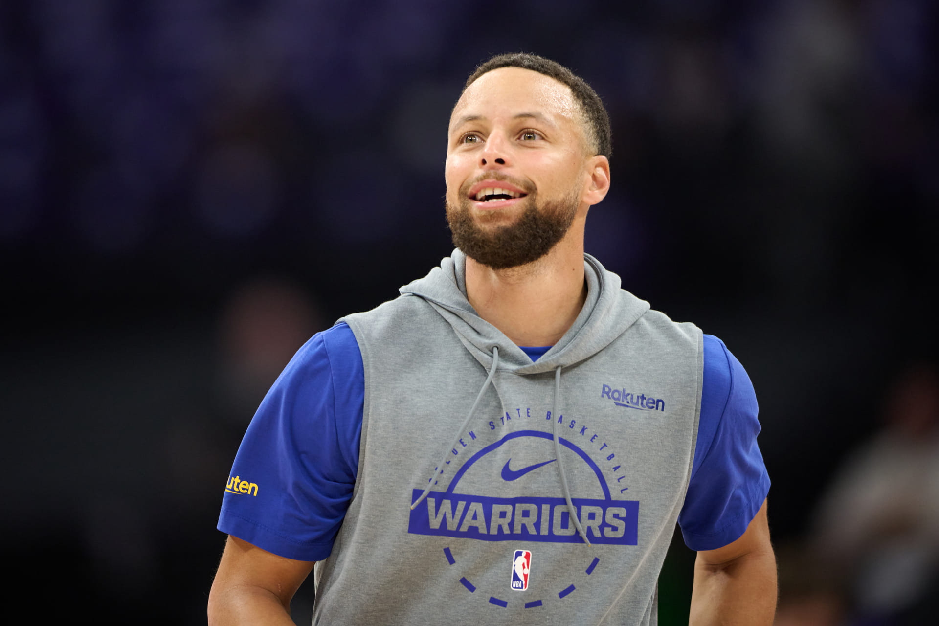 "Just Rest Him For The Rest of the Season": Warriors Fans React to Steph Curry's Latest Injury Scare vs Kings 