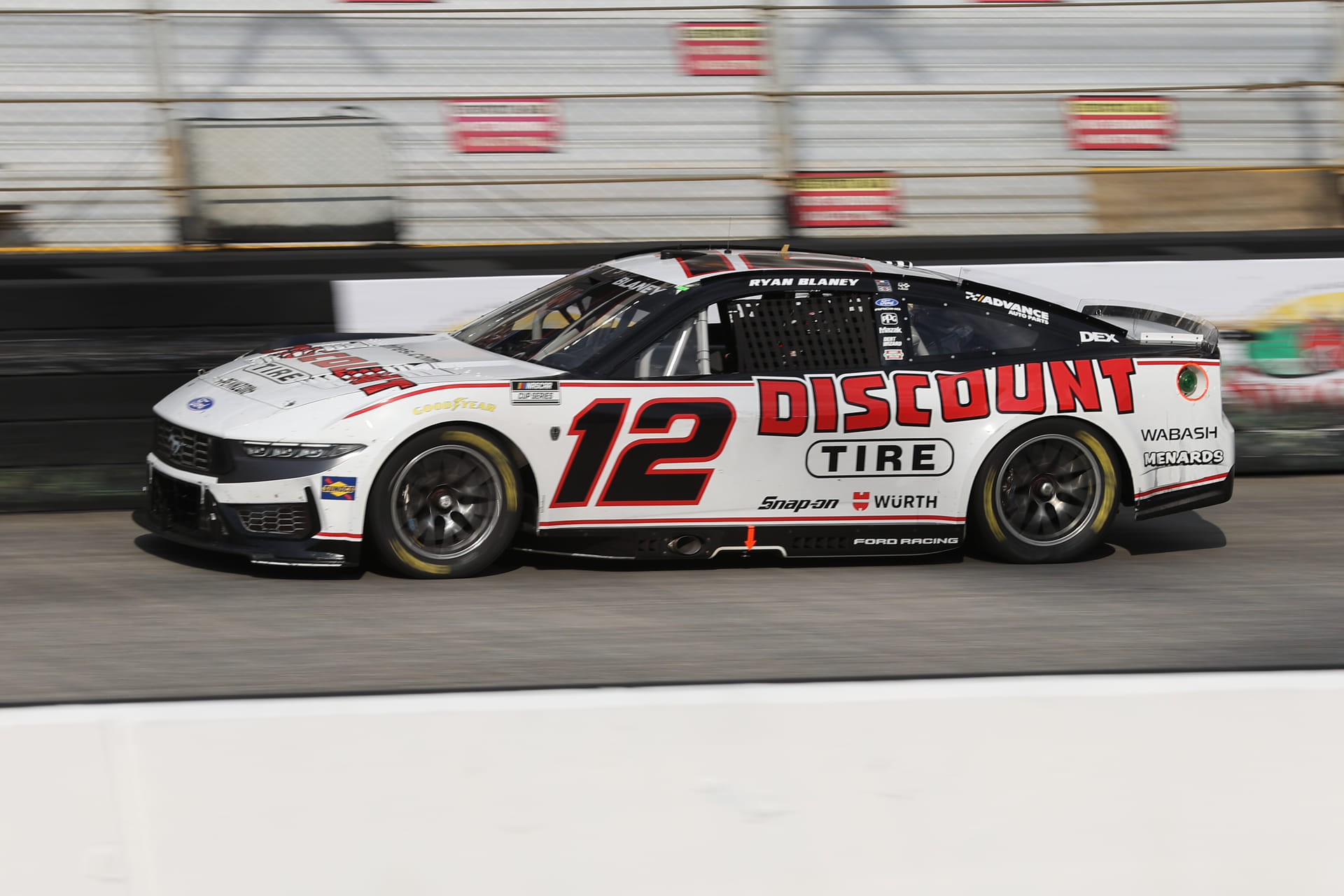 “That’s wild”: NASCAR insider reacts to Penske star Ryan Blaney’s historic 5-race streak for Ford in Cup Series