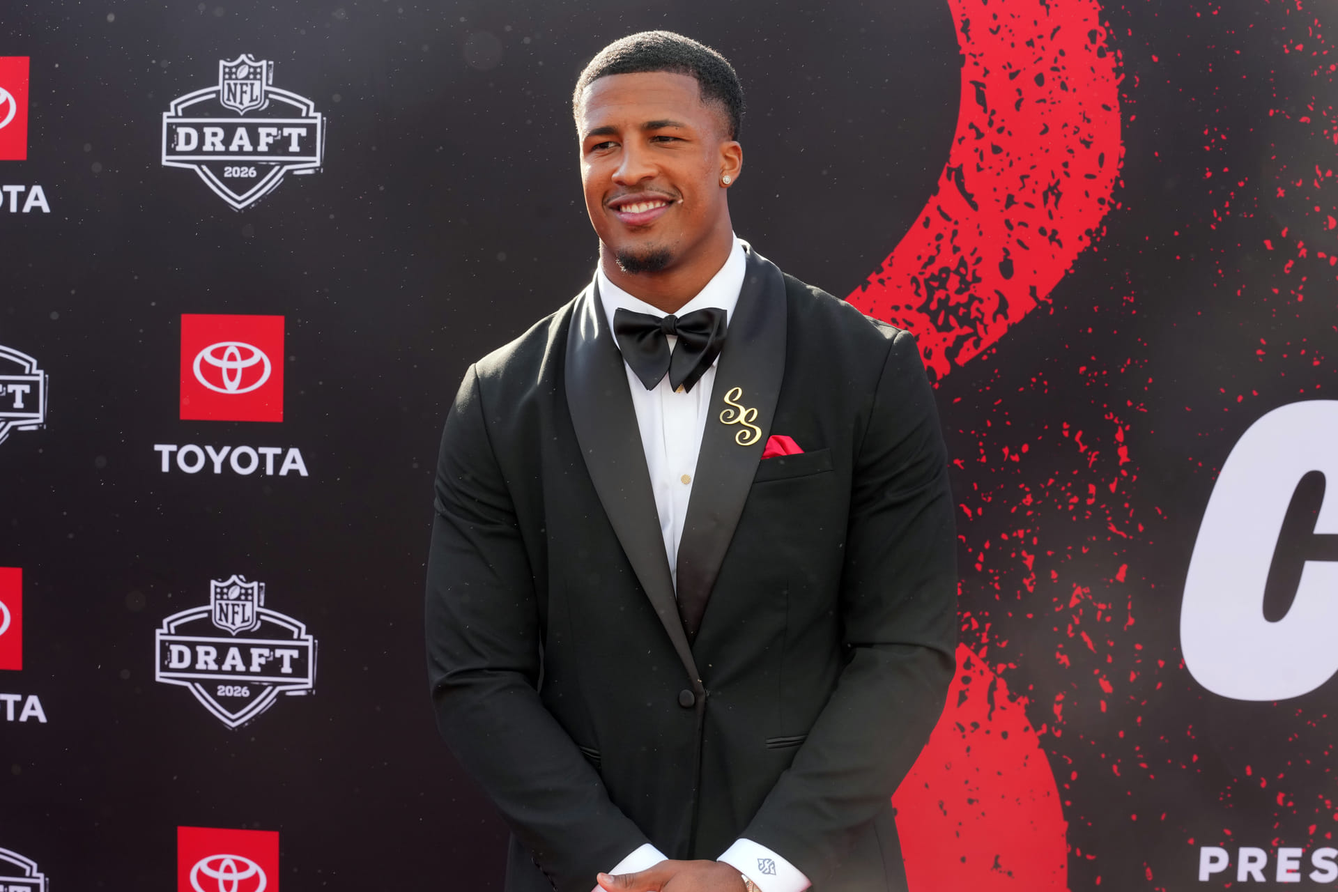 “Should've taken Jordyn Tyson” “He’s a bust”: NFL fans react as Commanders draft Sonny Styles at No.7 in 2026 draft