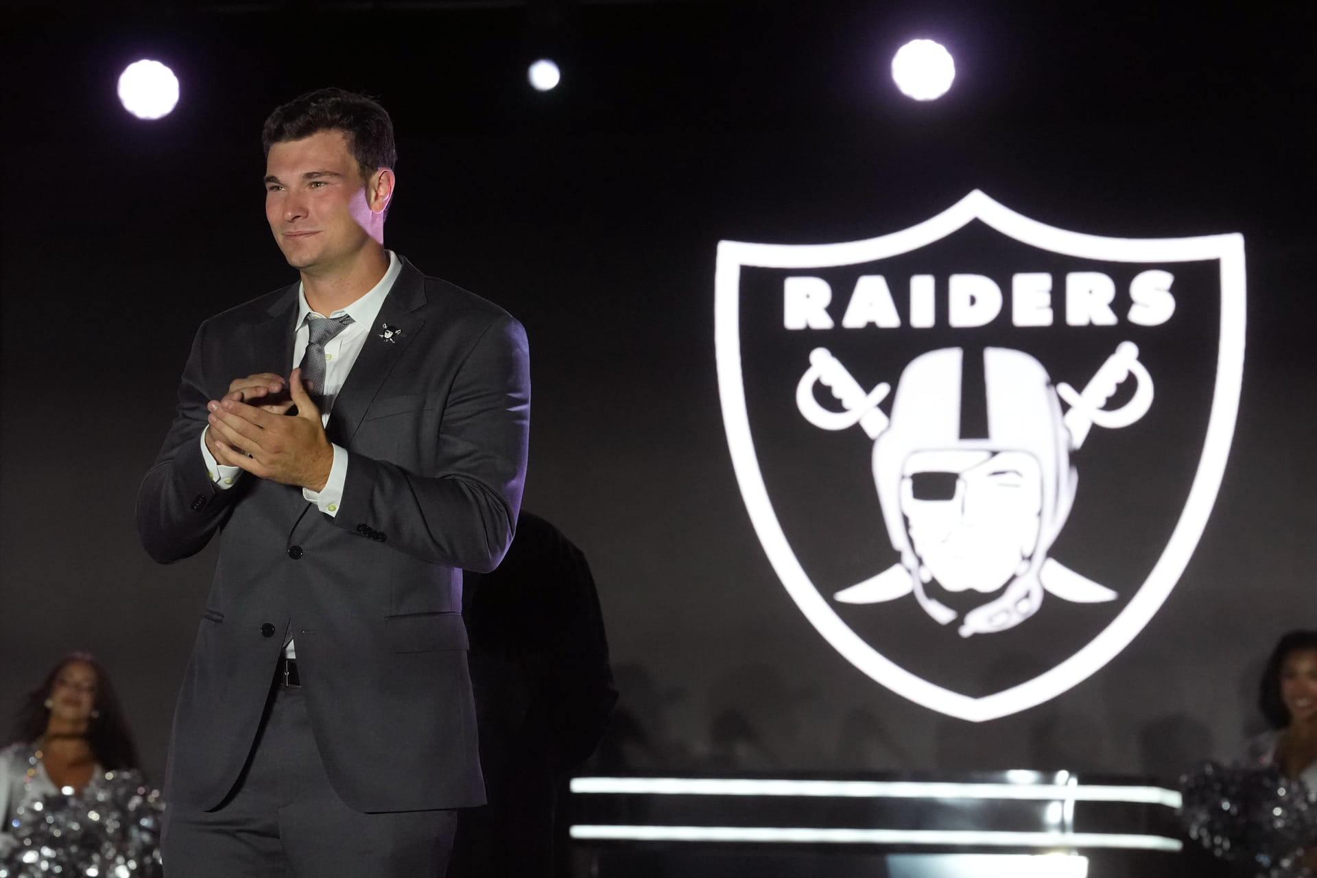 NFL: Las Vegas Raiders Press Conference - Las Vegas Raiders QB Fernando Mendoza - Source: Imagn