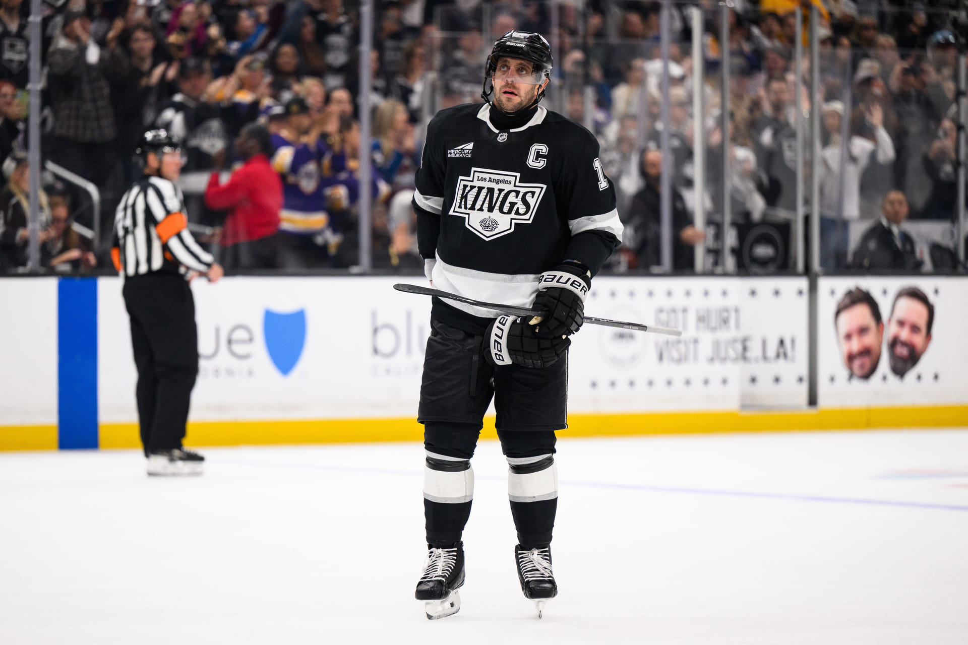 [WATCH] Anze Kopitar takes in his last standing ovation from home fans as Avs dispatch of LA Kings in 4 games