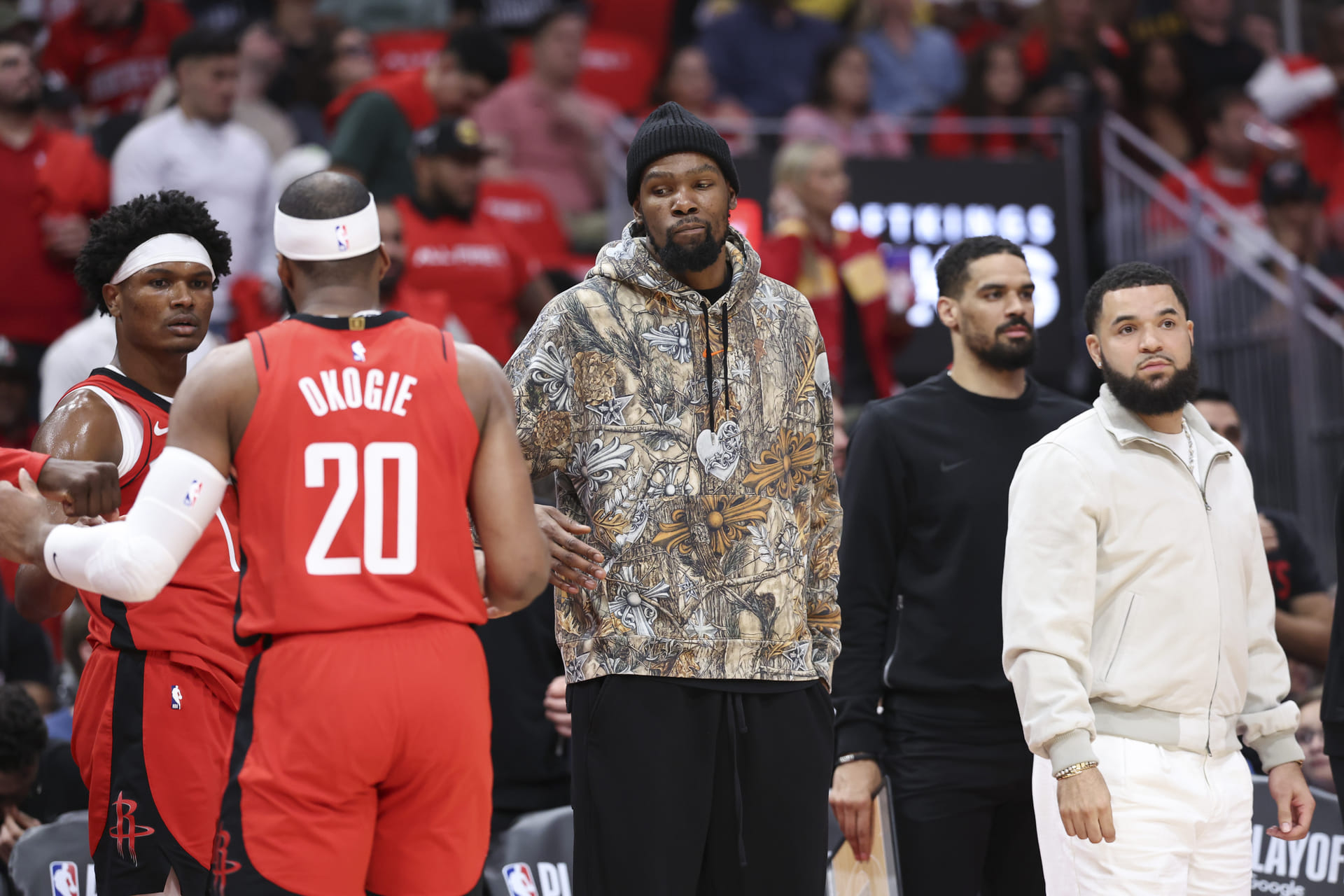 "He running from LeBron James": Fans go berserk after Shams Charania drops Kevin Durant bomb ahead of Game 6